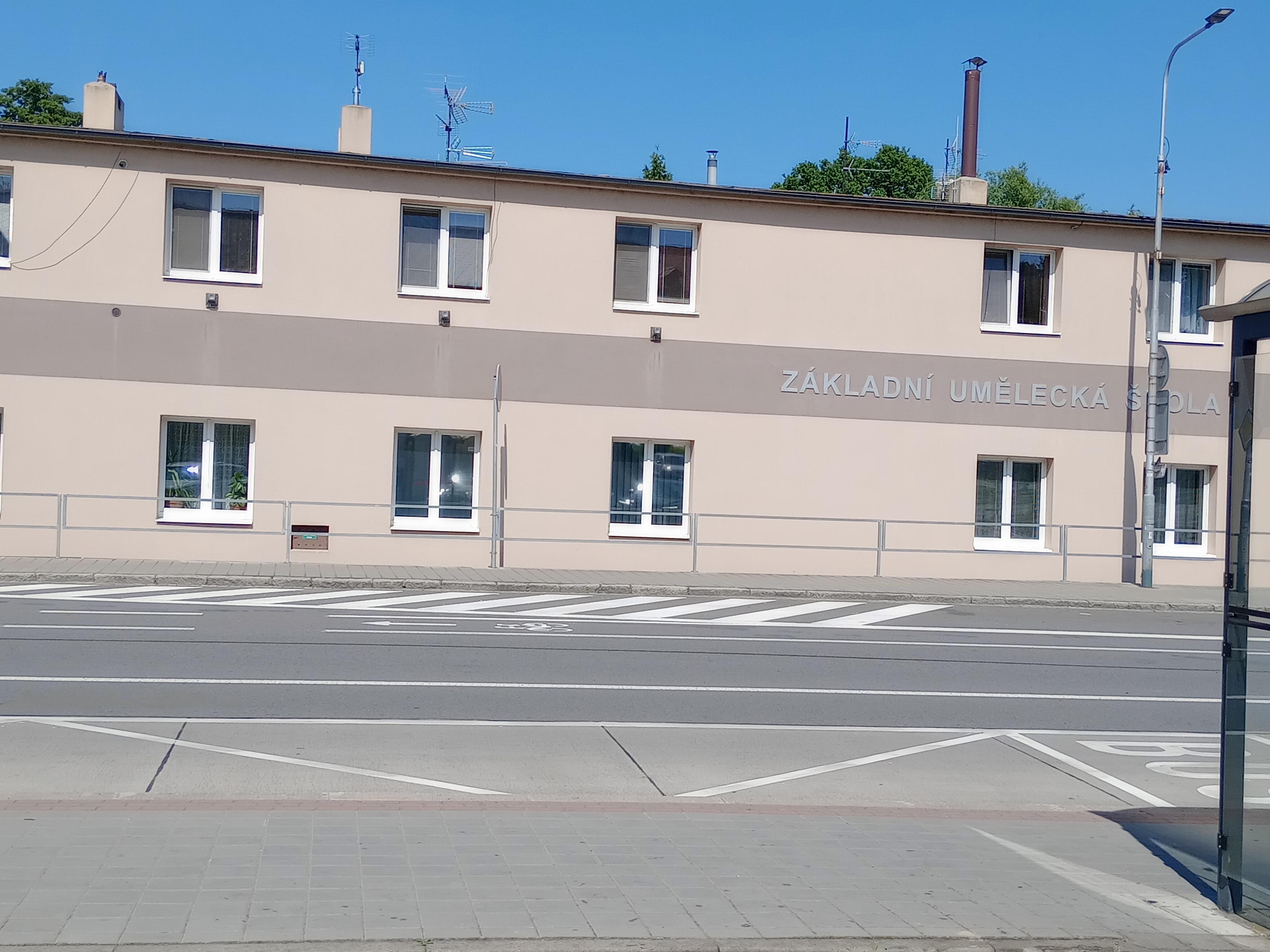 ZUŠ Ostrava, Hlučínská foto 2