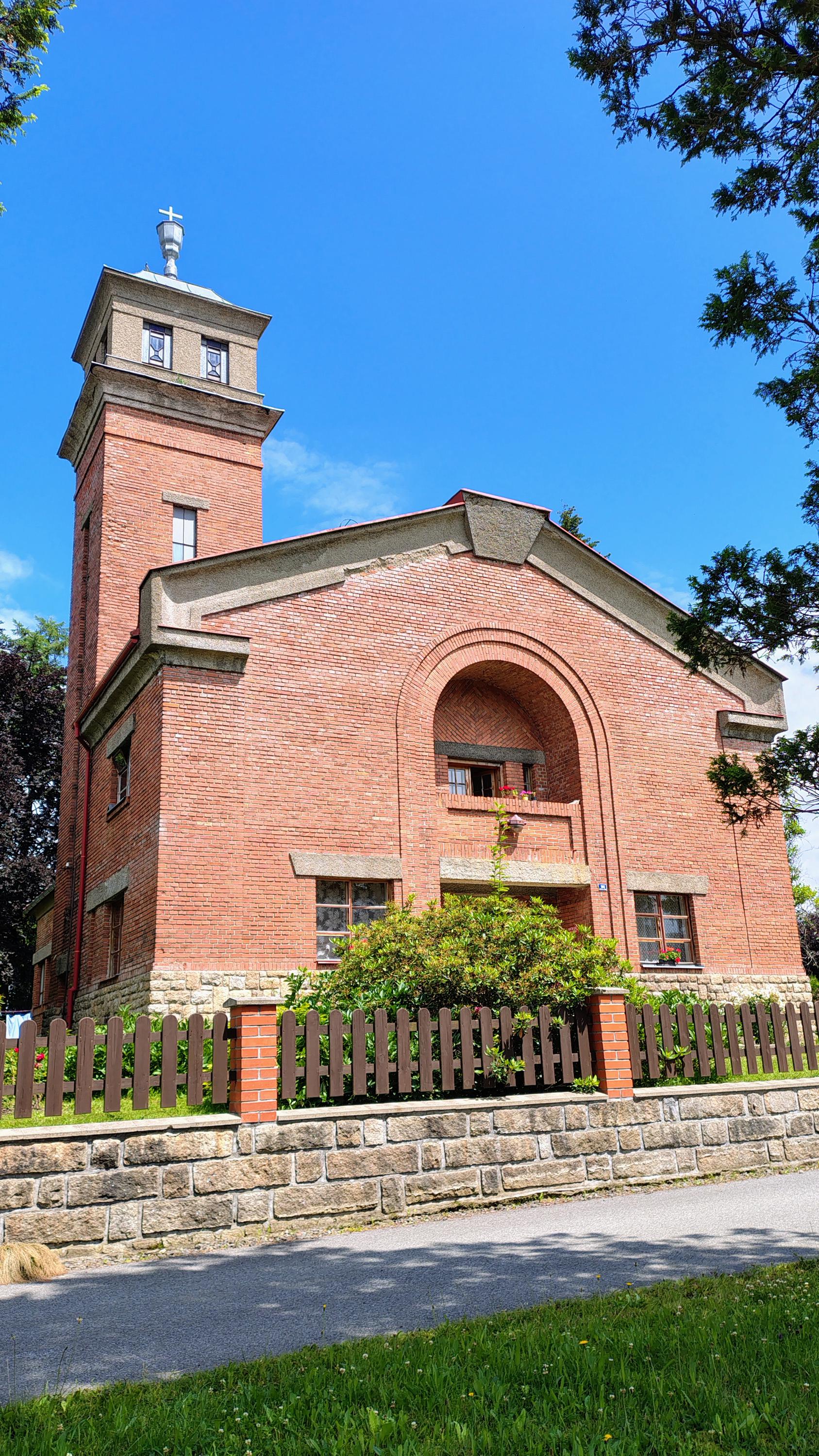 Náboženská obec Církve československé husitské ve Vysokém nad Jizerou foto 3