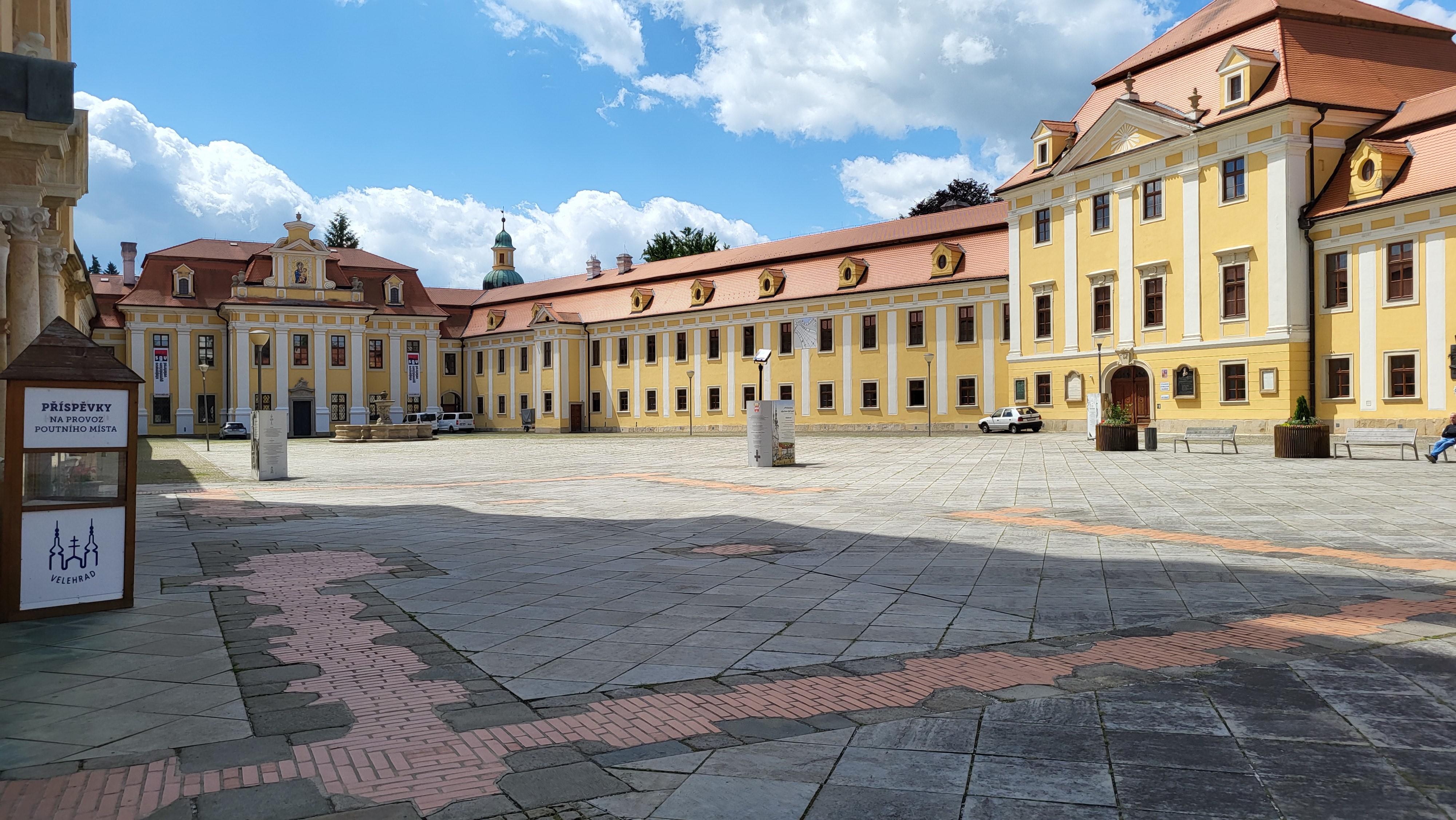 Stojanovo gymnázium, Velehrad foto 3