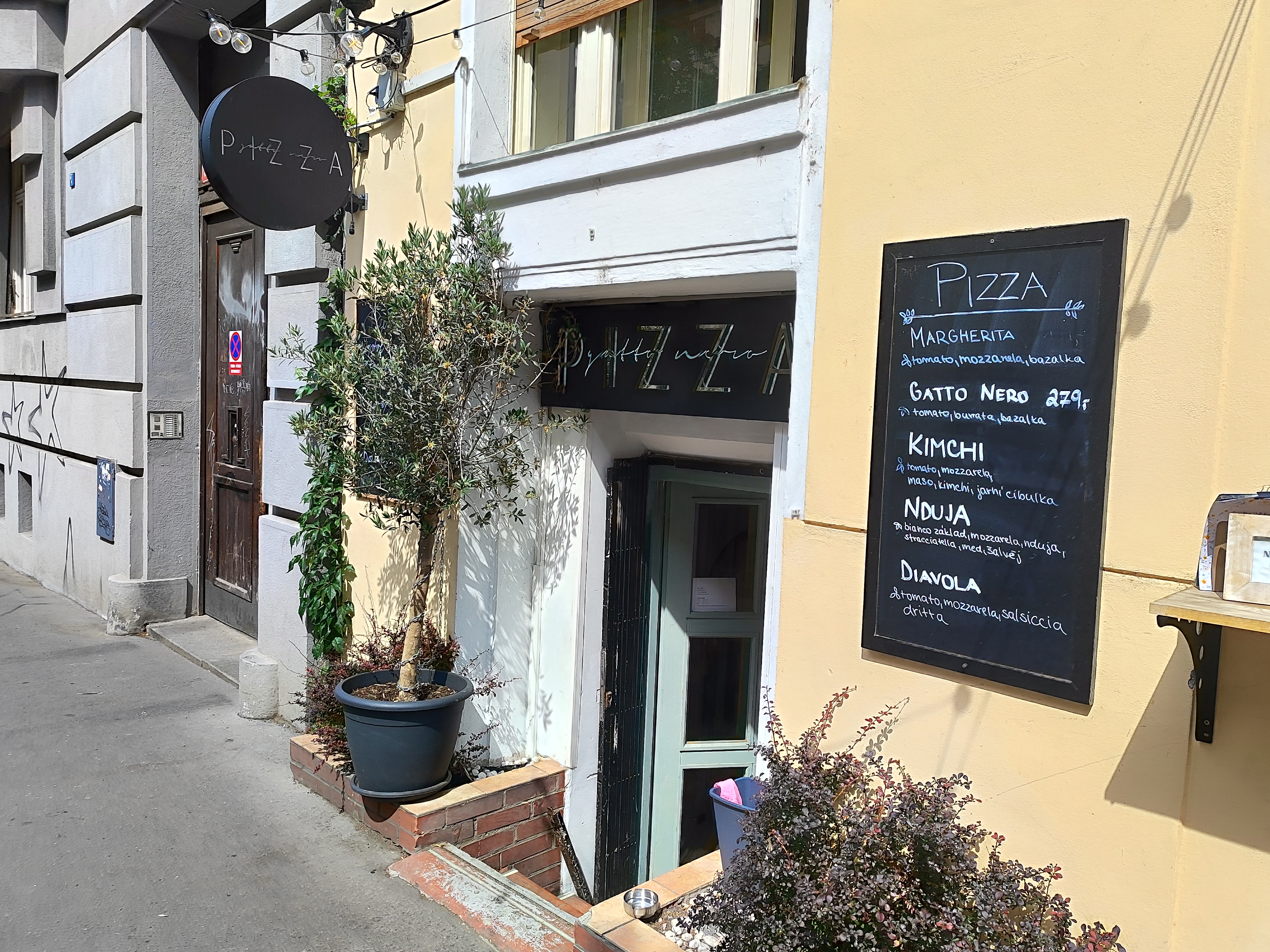 Pizza Gatto Nero foto 1