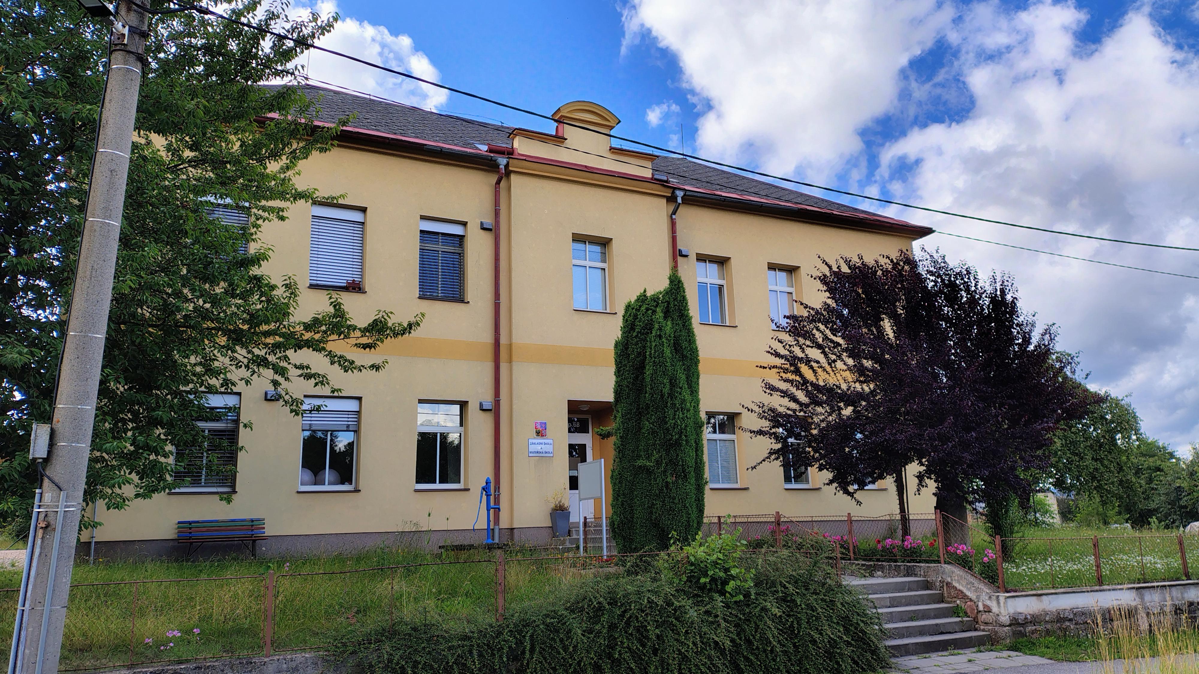 ZŠ a MŠ Martinice v Krkonoších