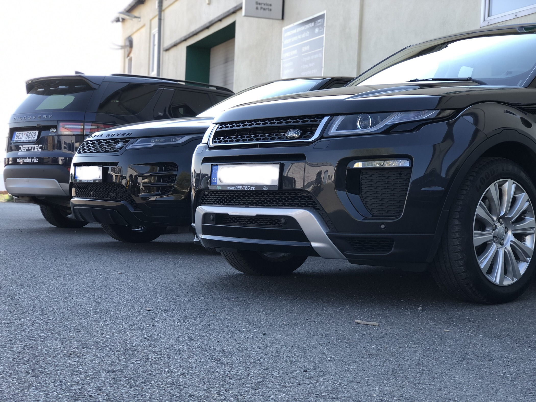 Autorizované Servisní Centrum Jaguar a Land Rover DEF-TEC s.r.o. foto 6