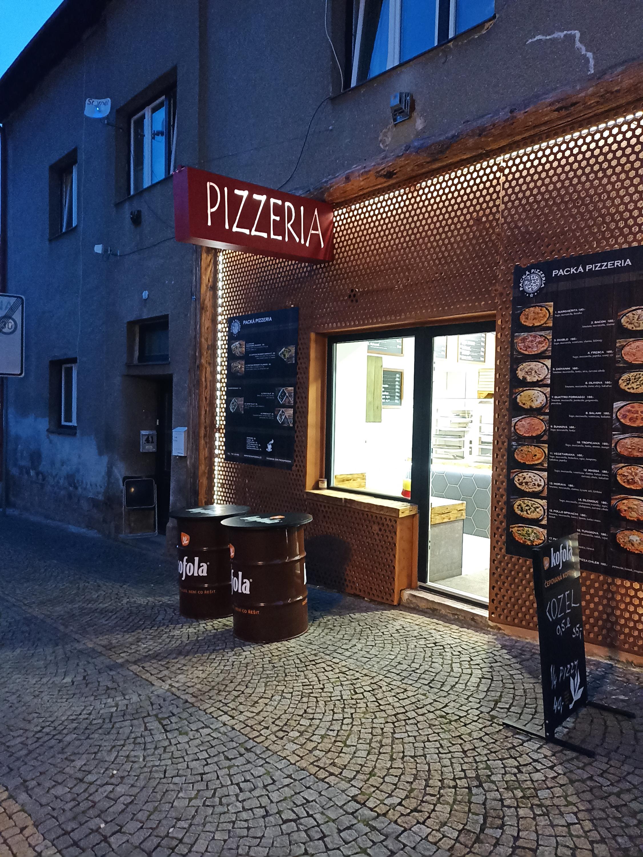 Packá Pizzeria foto 2