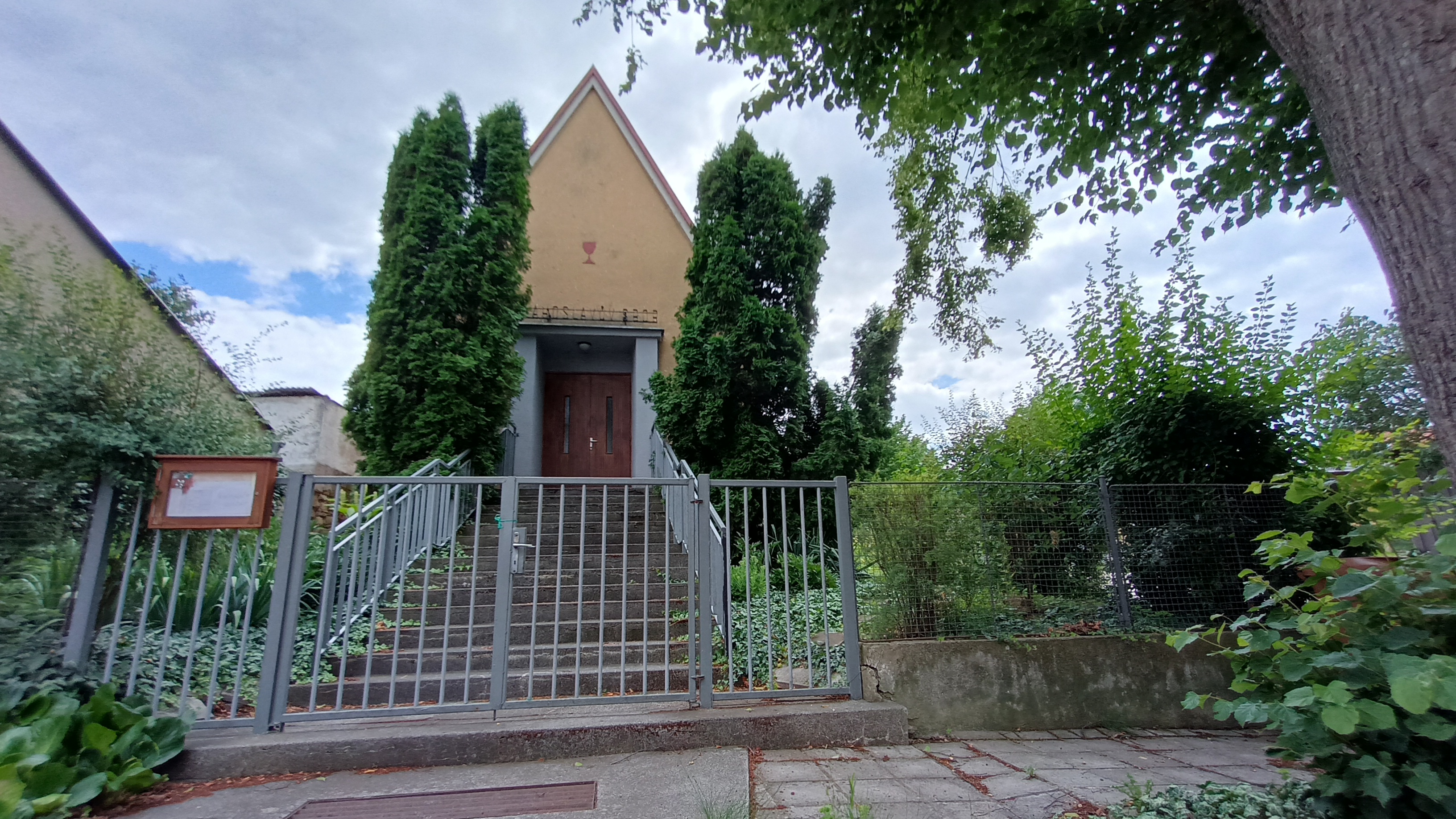 Farní sbor Českobratrské církve evangelické v Miroslavi foto 2