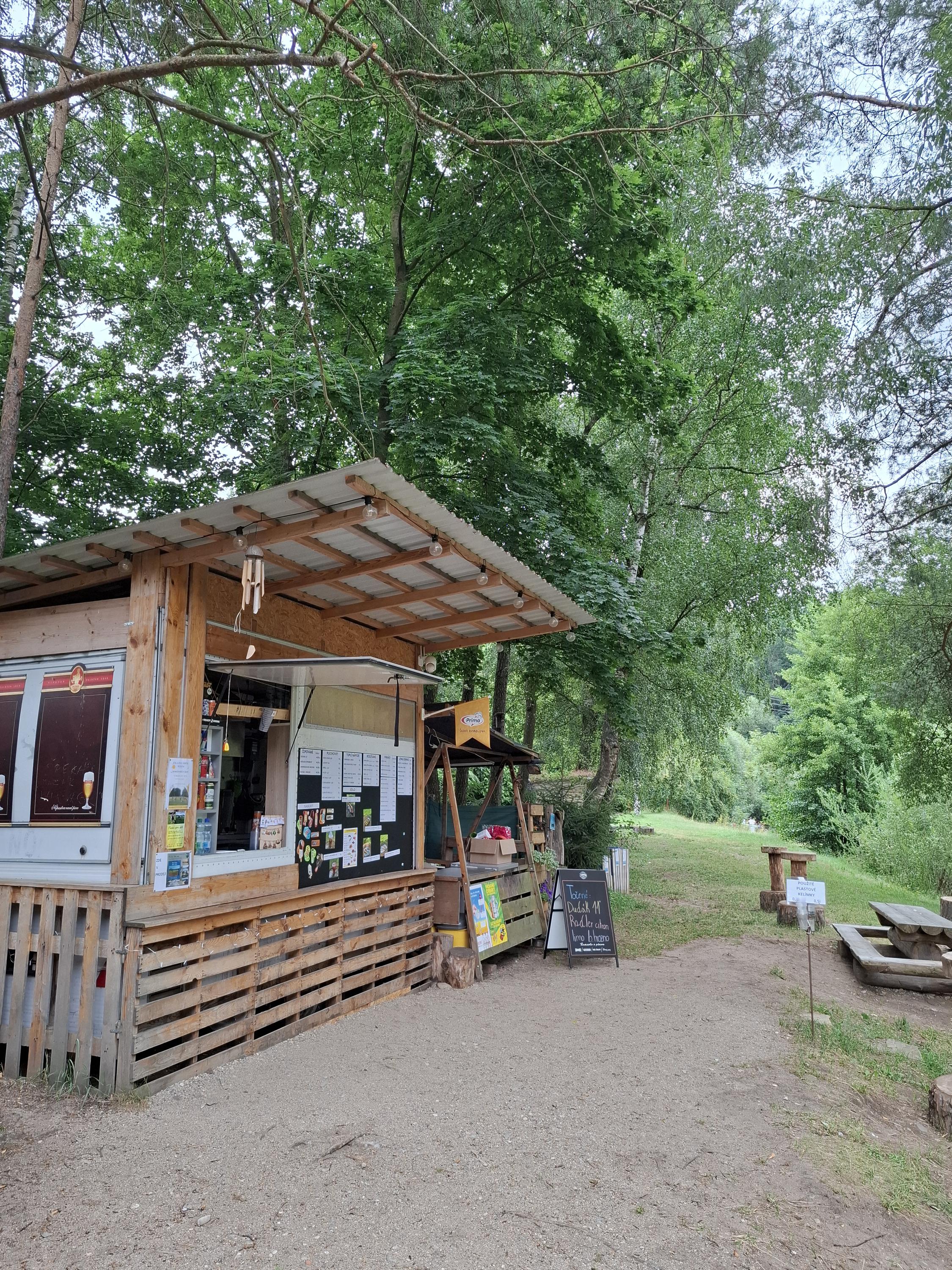 Vodácké občerstvení Horní Poříčí foto 5
