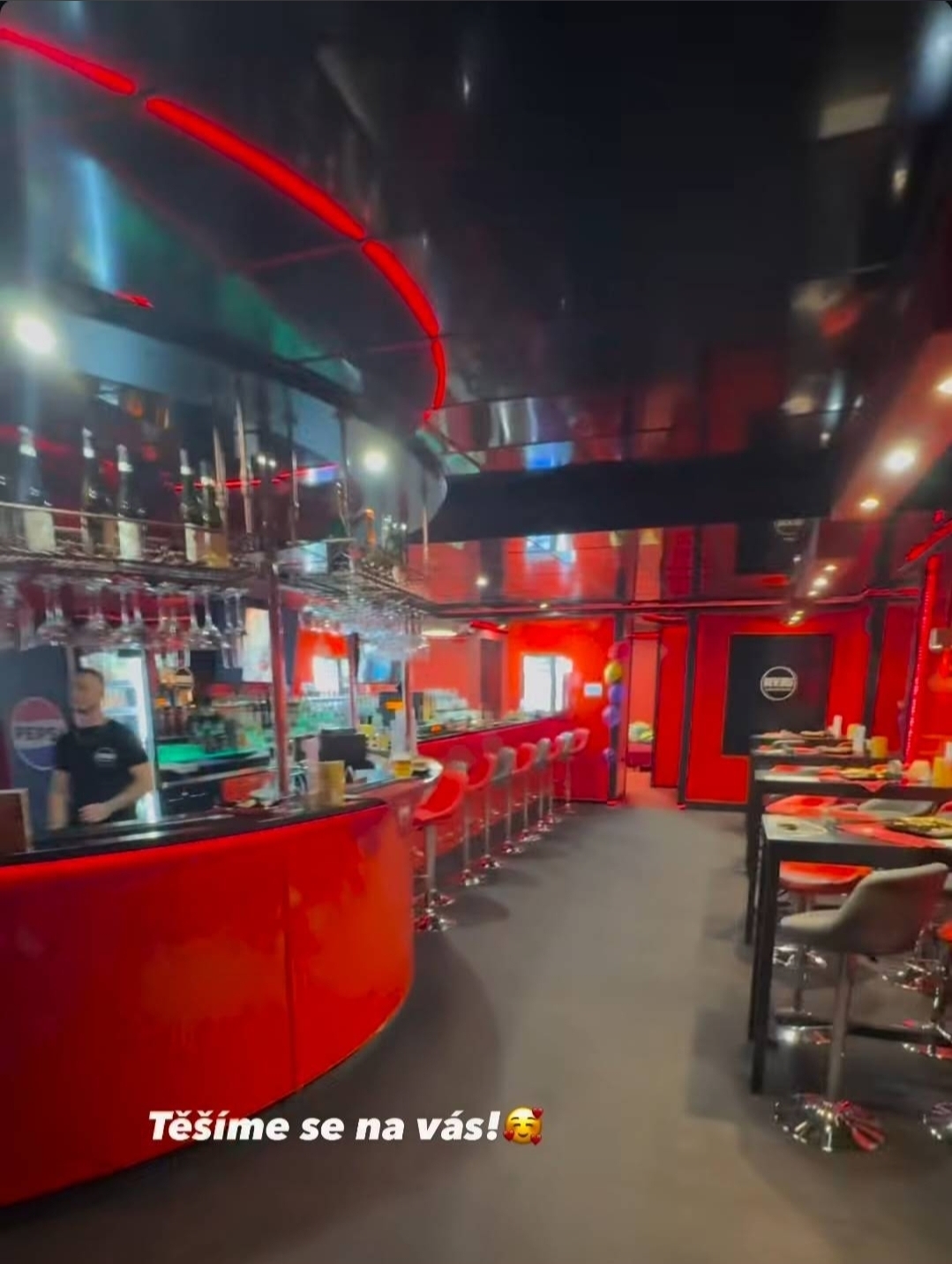 REVERS lounge & bar foto 6