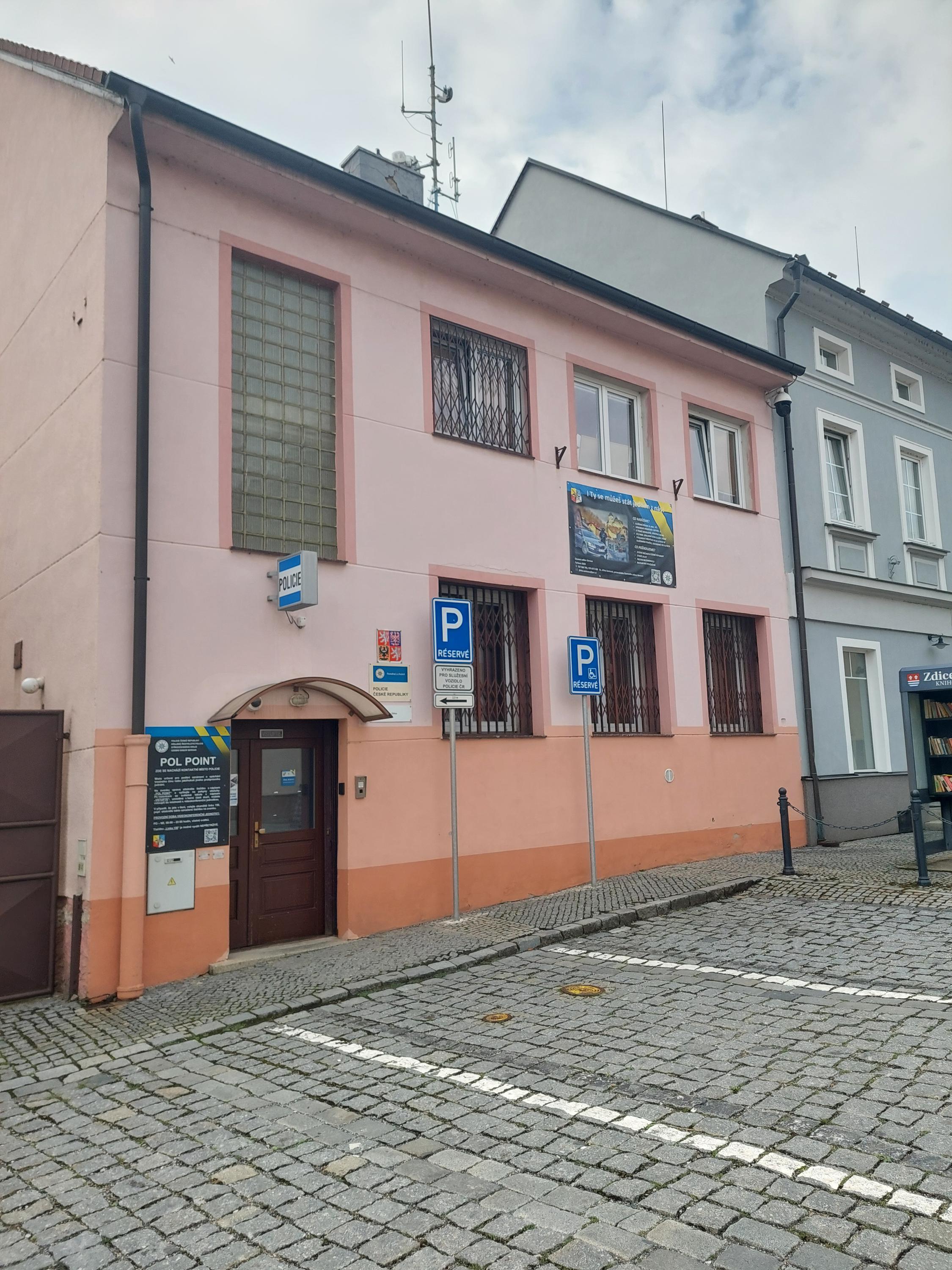 Policie ČR - Obvodní oddělení Zdice foto 4