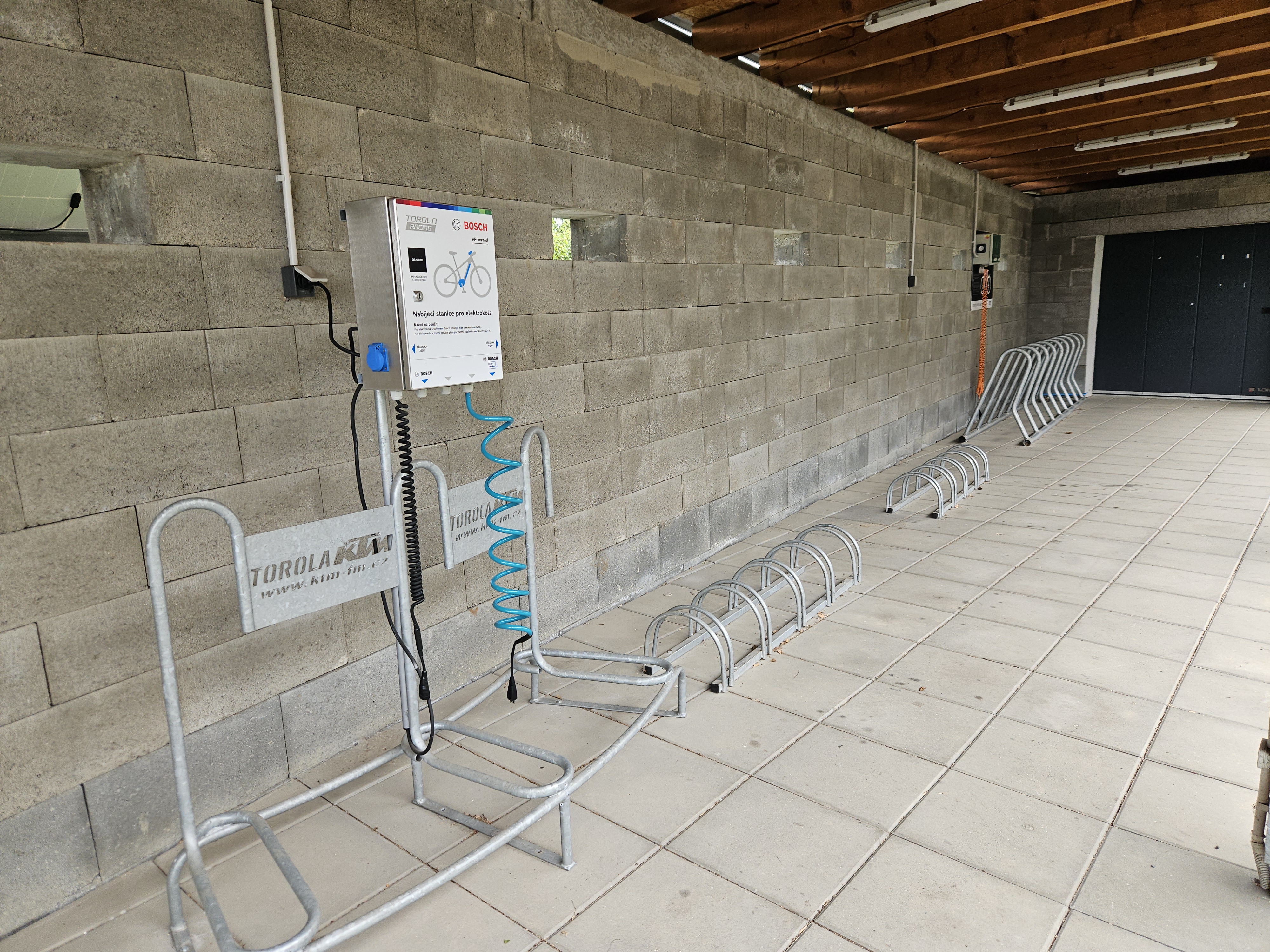 Nabíjecí stanice pro elektrokola TOROLA foto 3