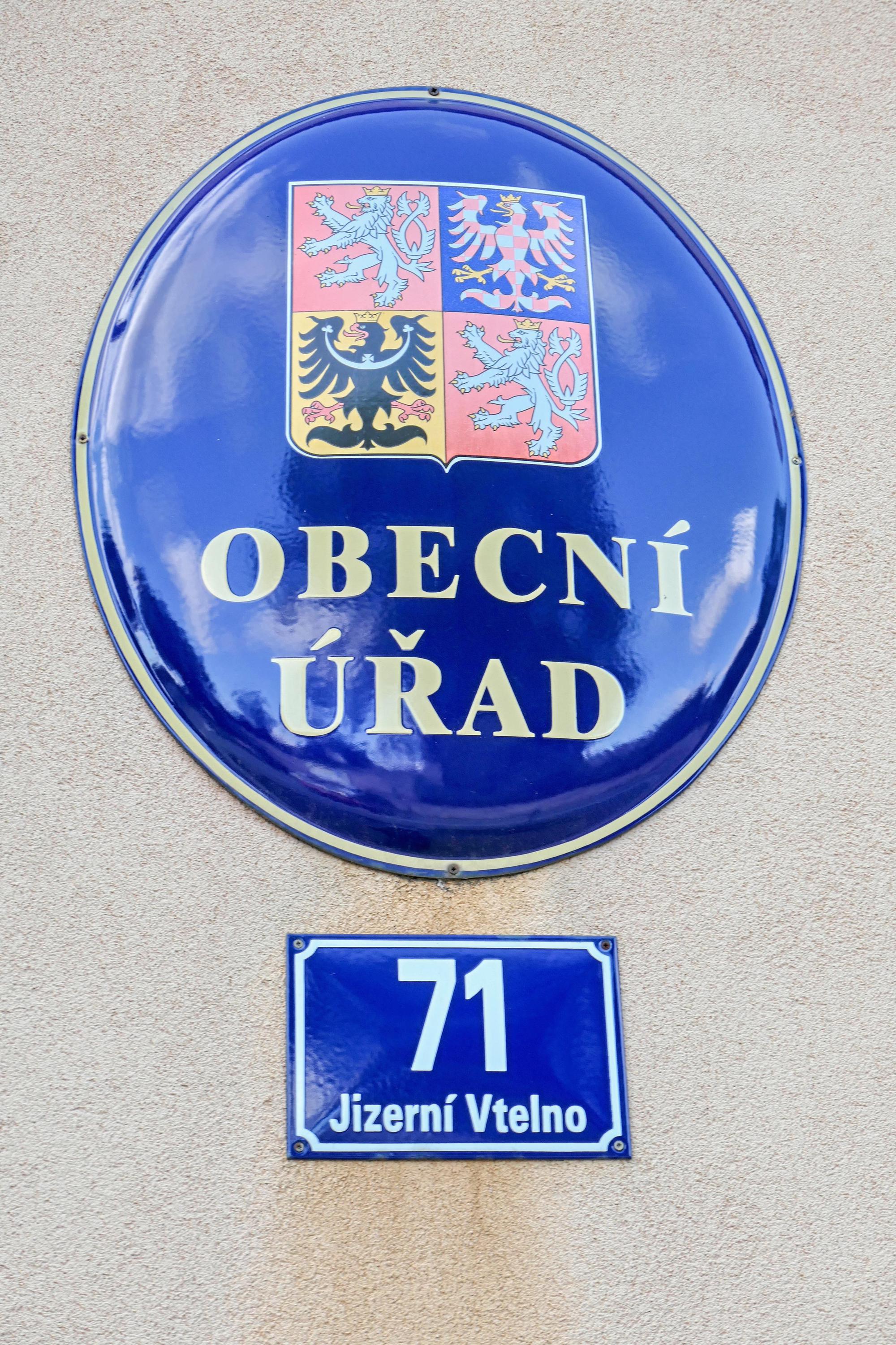 Jizerní Vtelno - obecní úřad foto 3