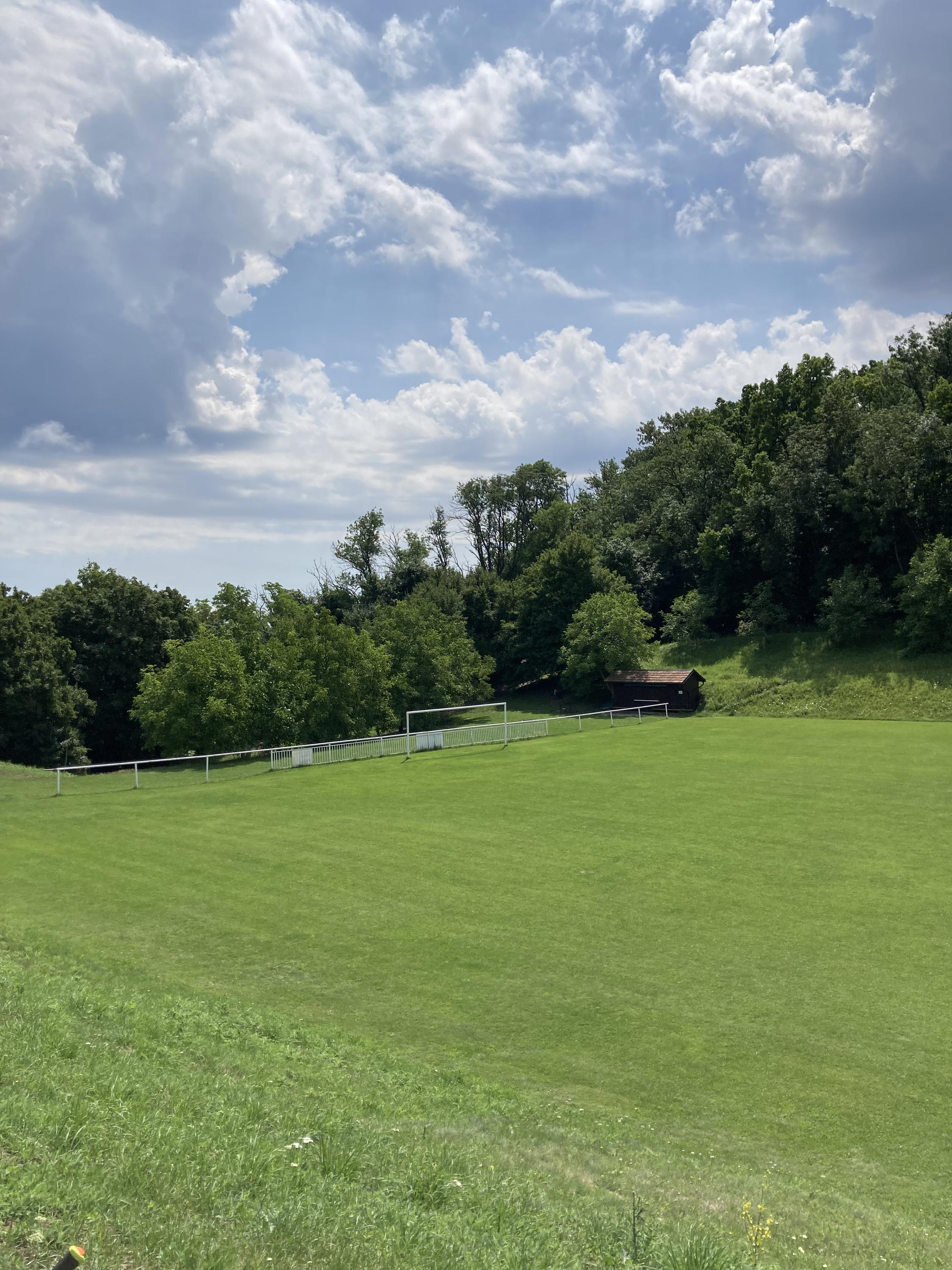 Fotbalové hřiště Klentnice foto 5
