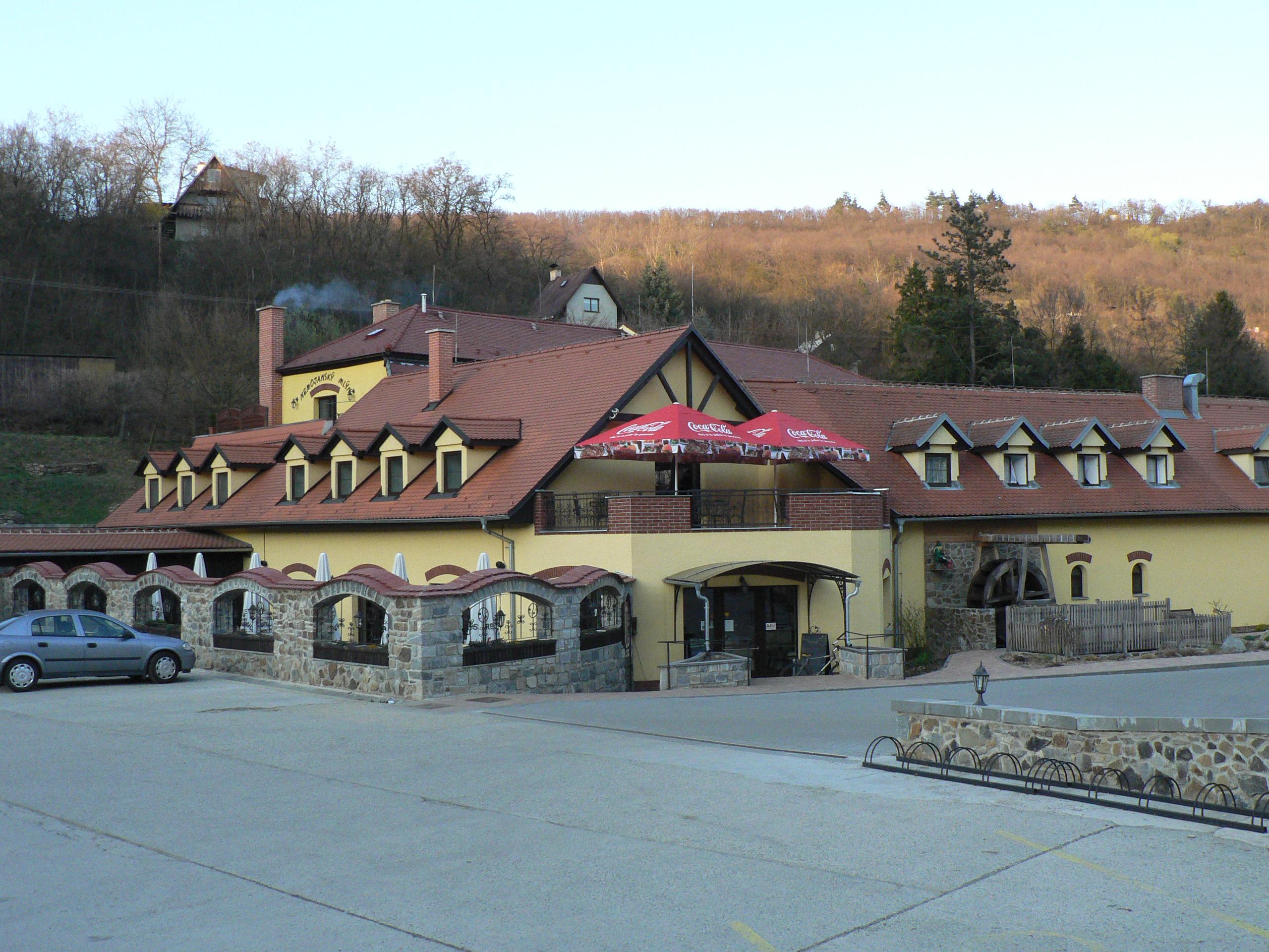 Restaurace Nemojanský Mlýn