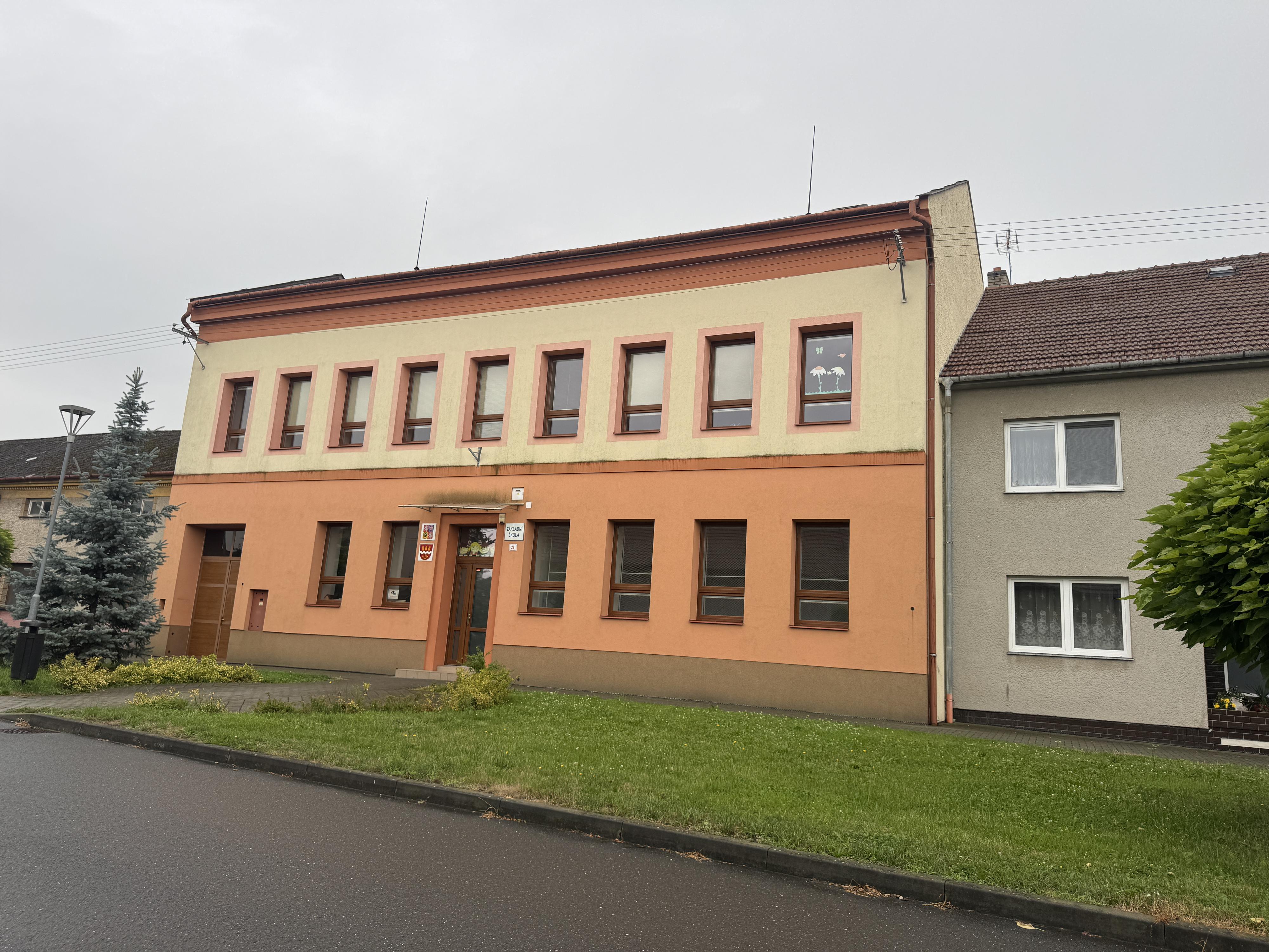 ZŠ Měrovice nad Hanou