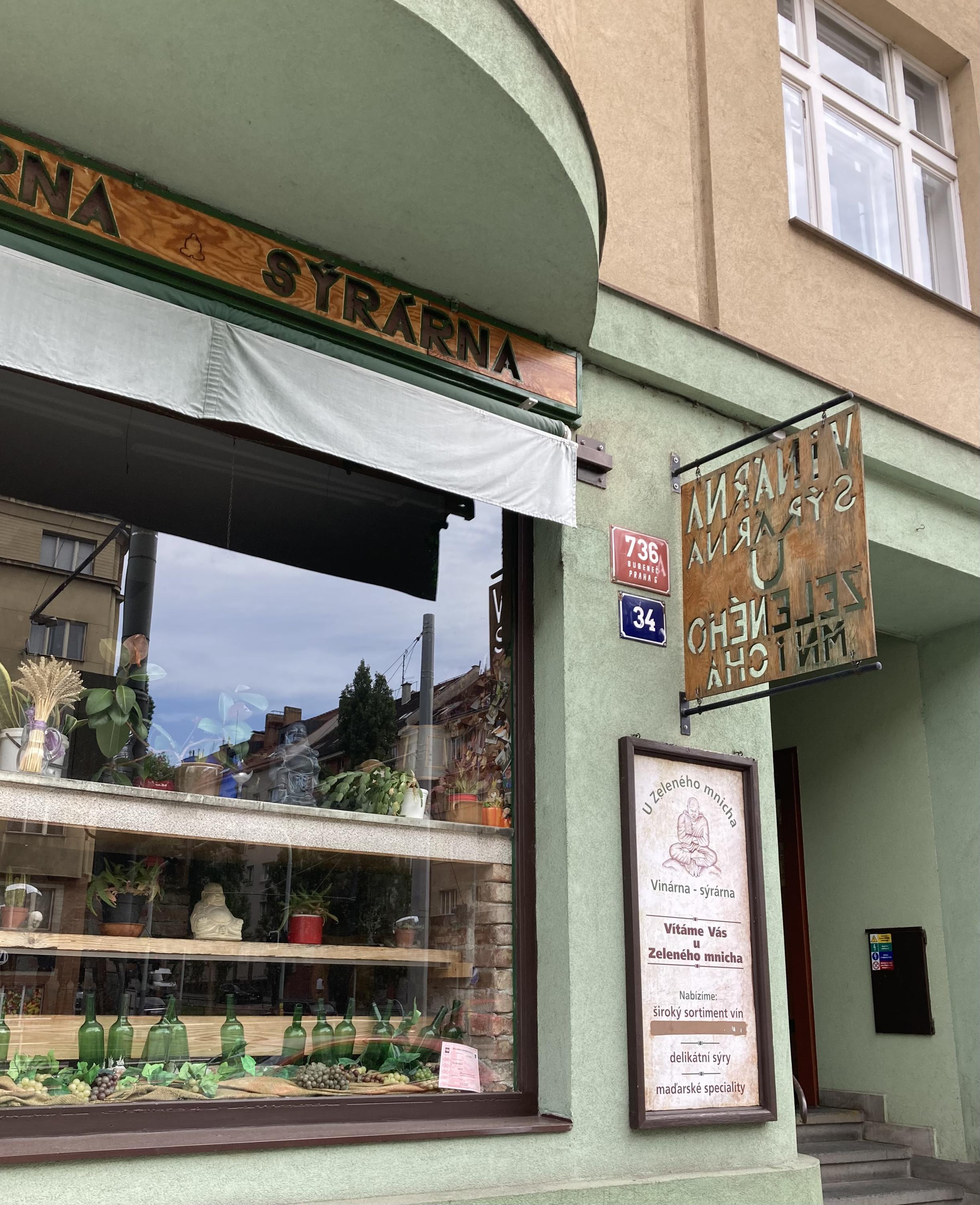 Vinárna - sýrárna U Zeleného mnicha foto 2