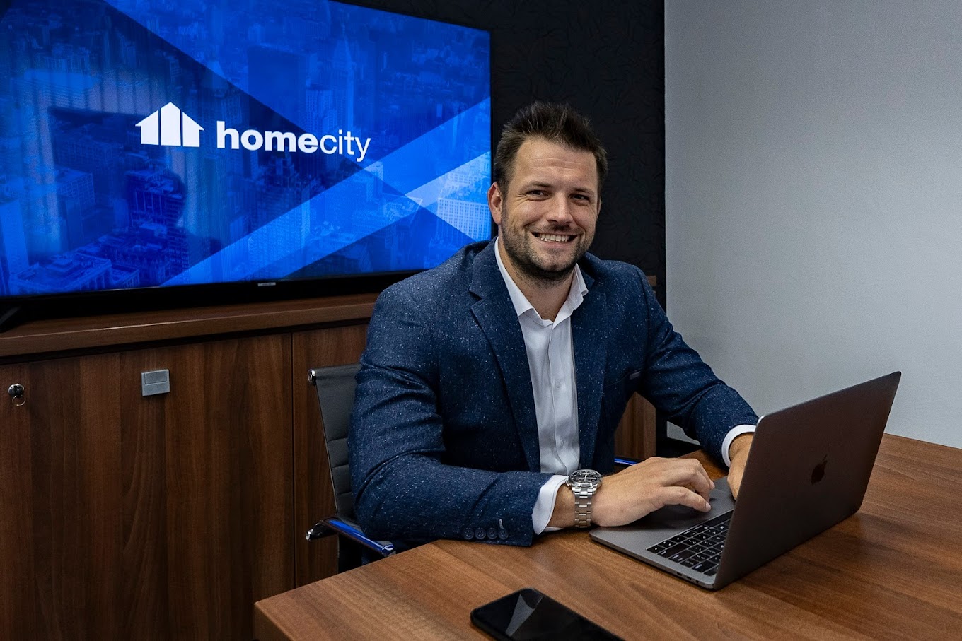 Tomáš Adamec - Finance