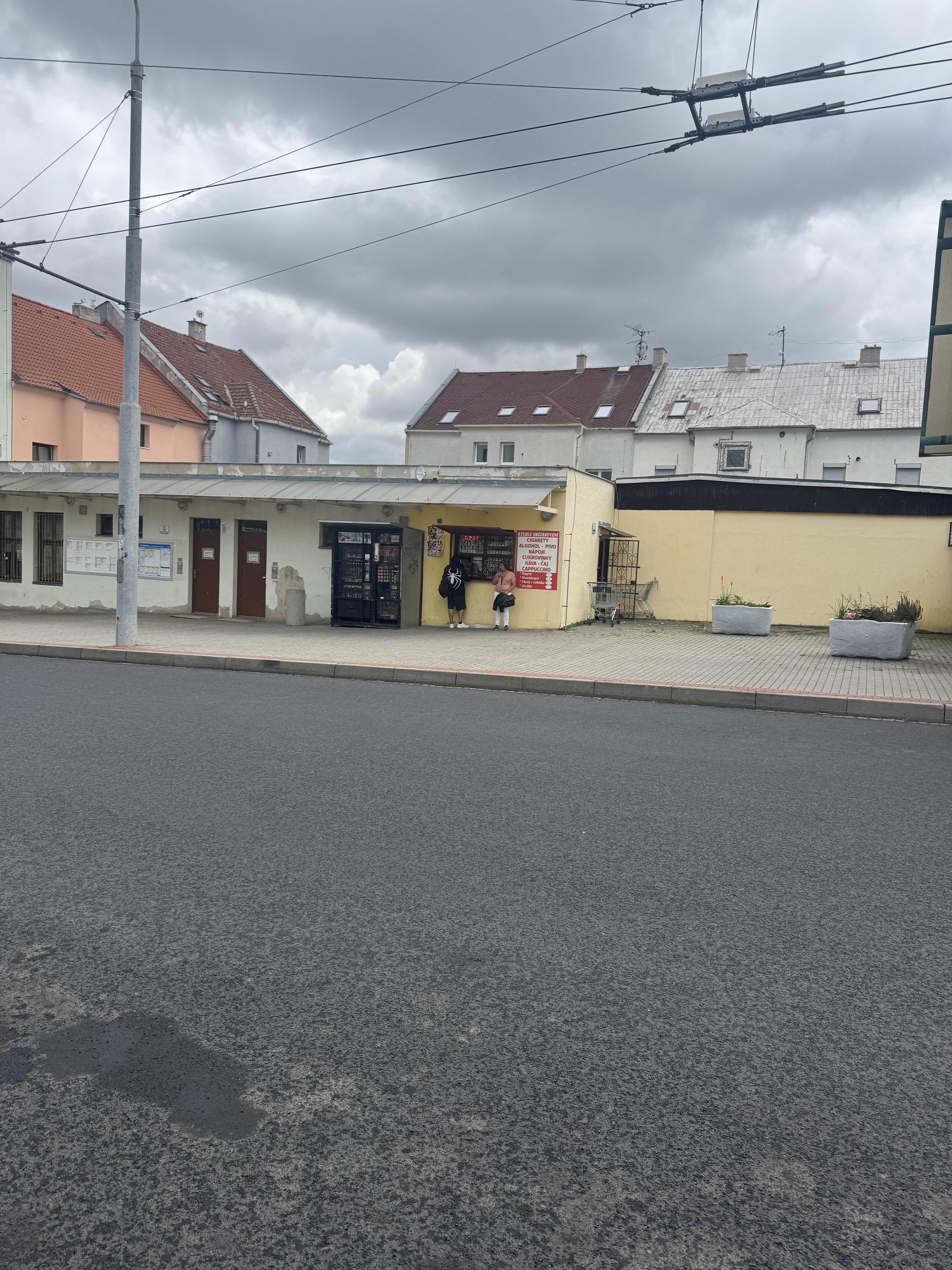 Občerstvení Na Nádraží foto 2