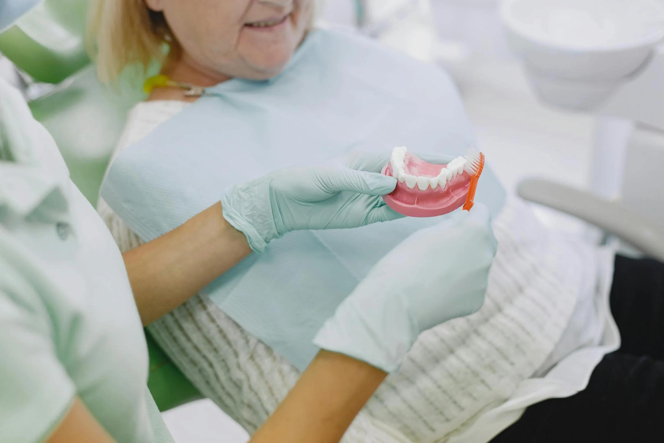 Bc. Lenka Hanuschová - Dentální hygiena foto 4