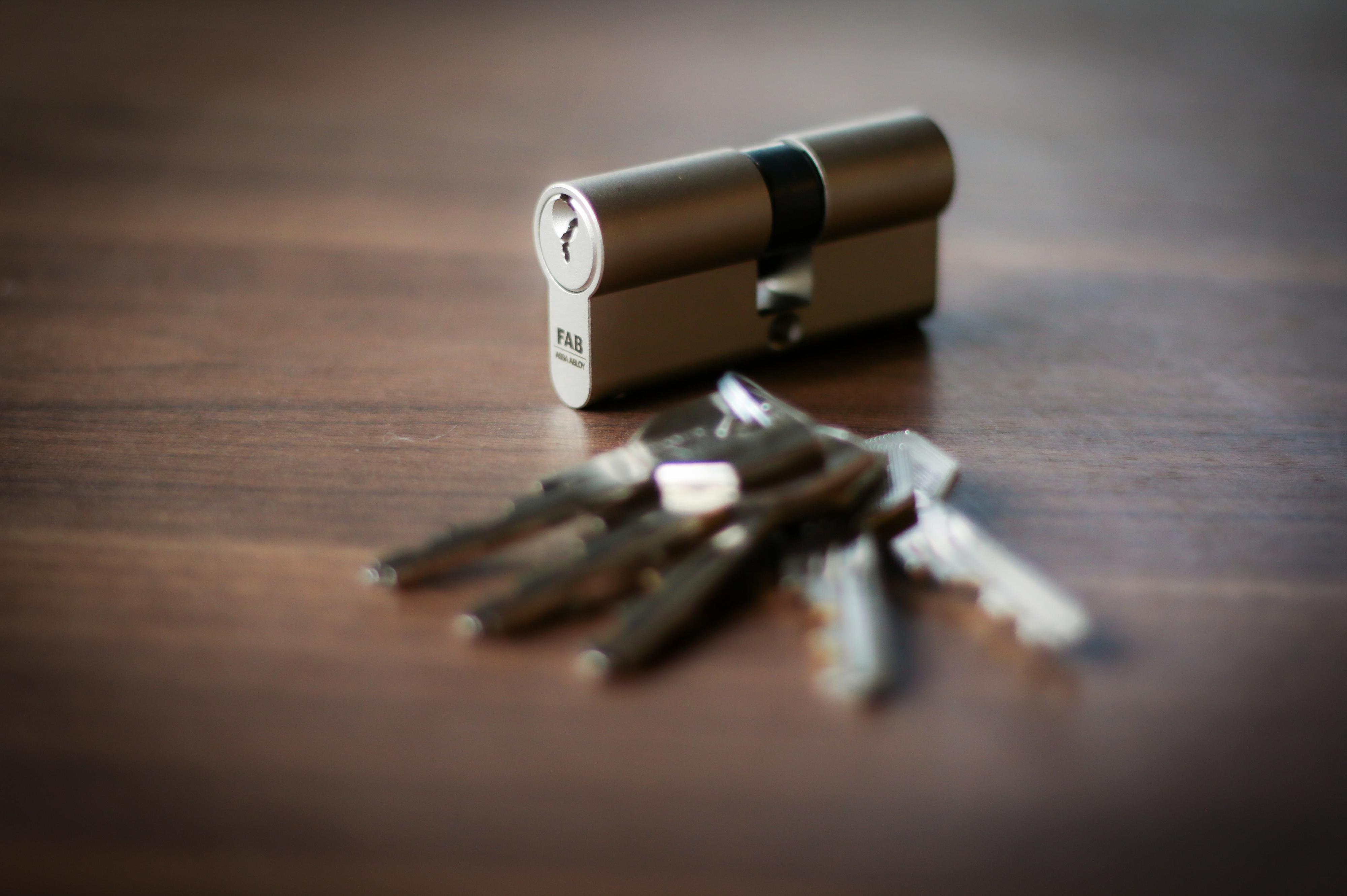 Zámečnická pohotovost - Tomáš Scheinherr