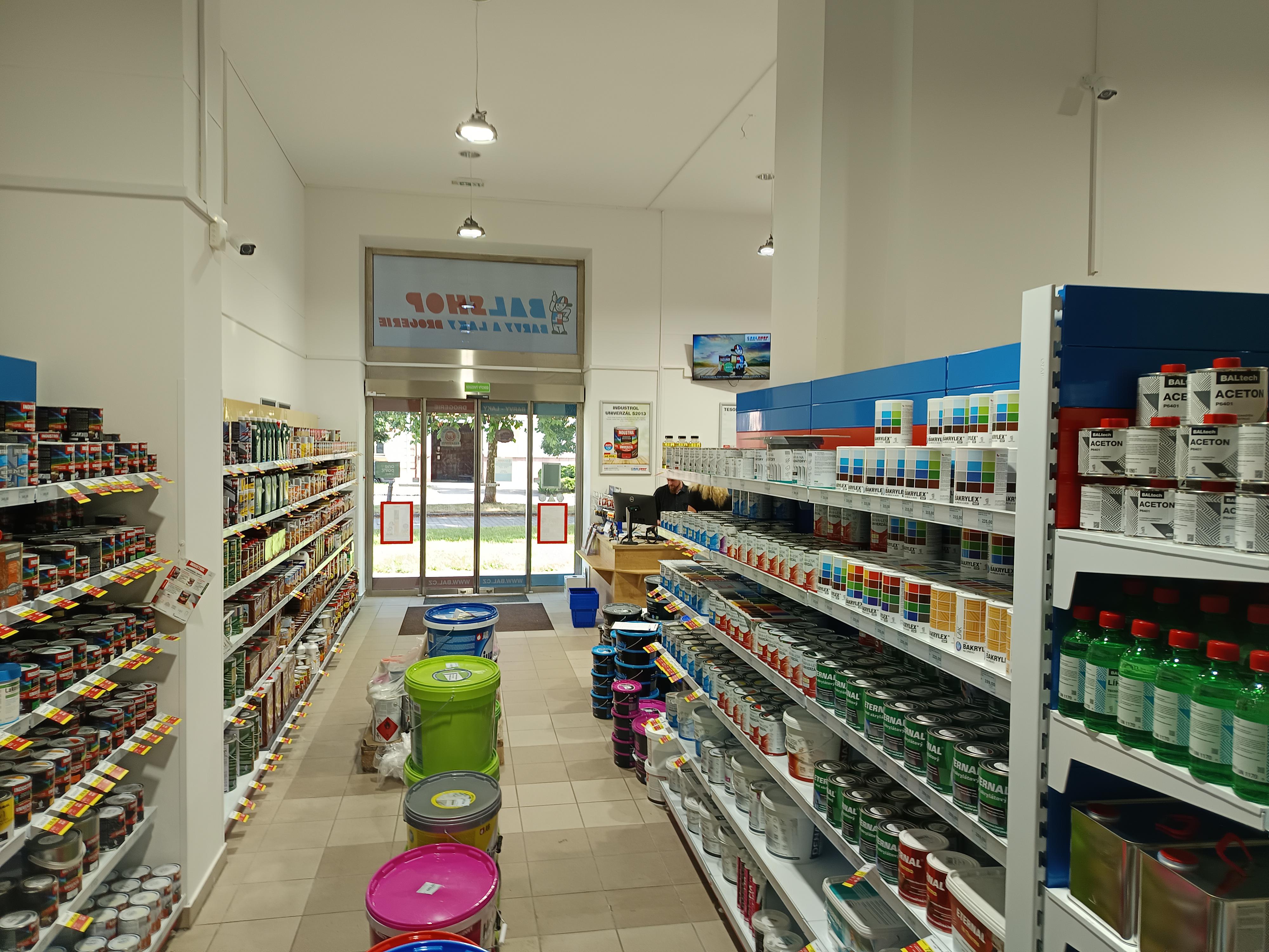 BARVY A LAKY DROGERIE foto 4