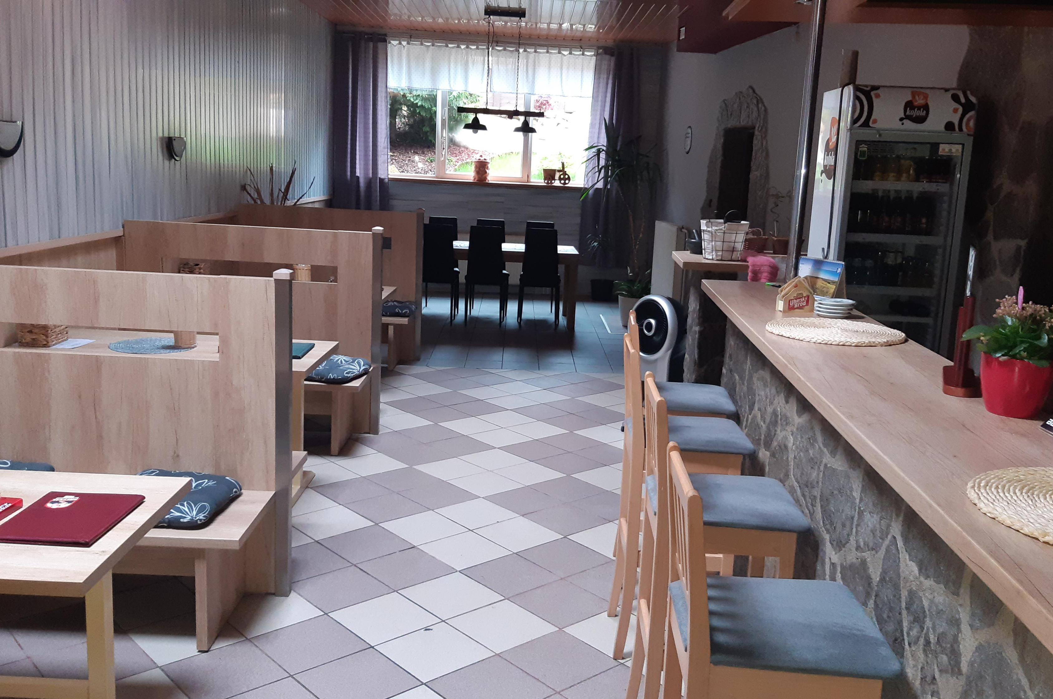 Milan Snopek, Hospůdka U Johnka