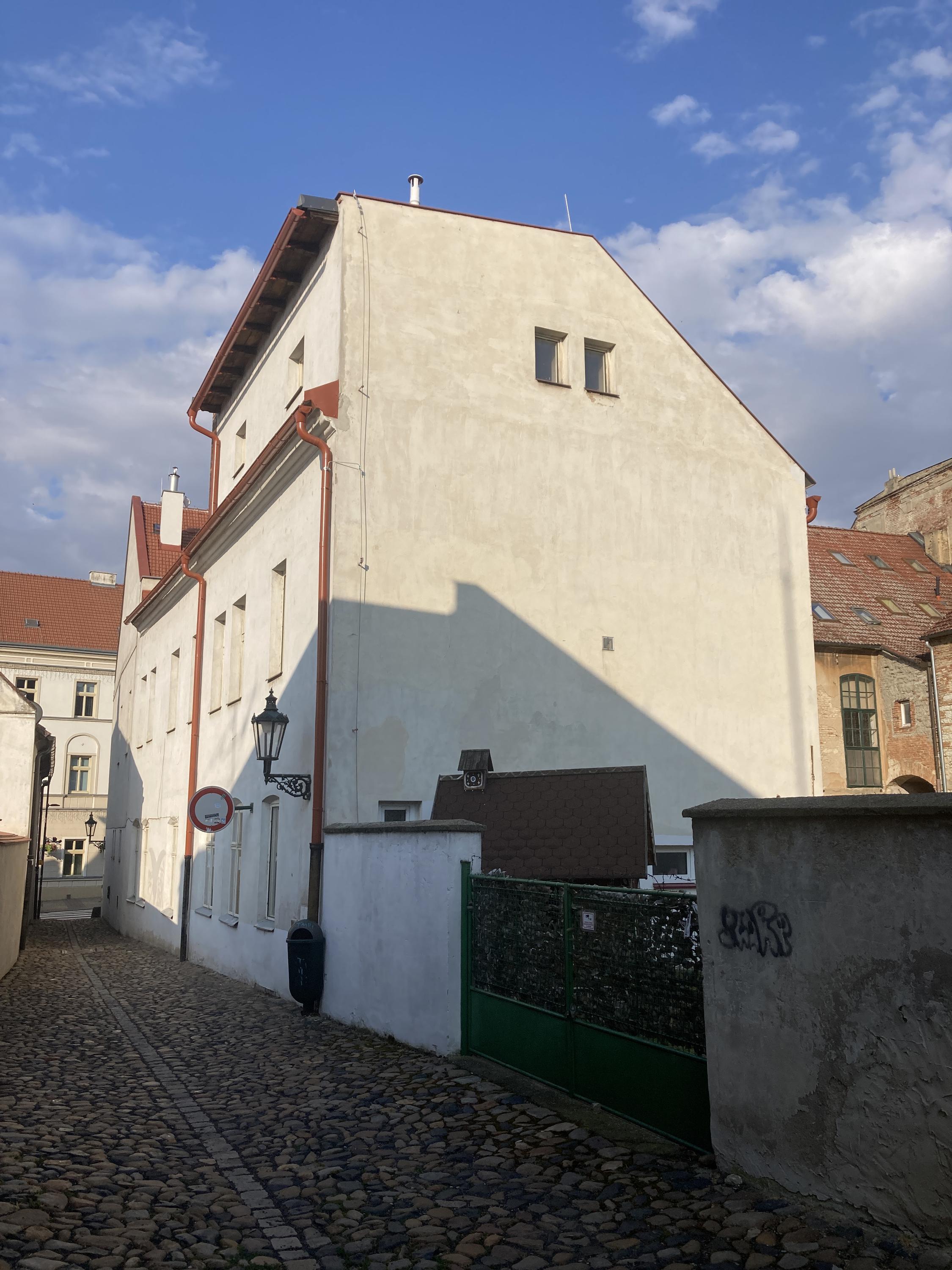 Dům dětí a mládeže, Žatec, Obránců míru 638 foto 2