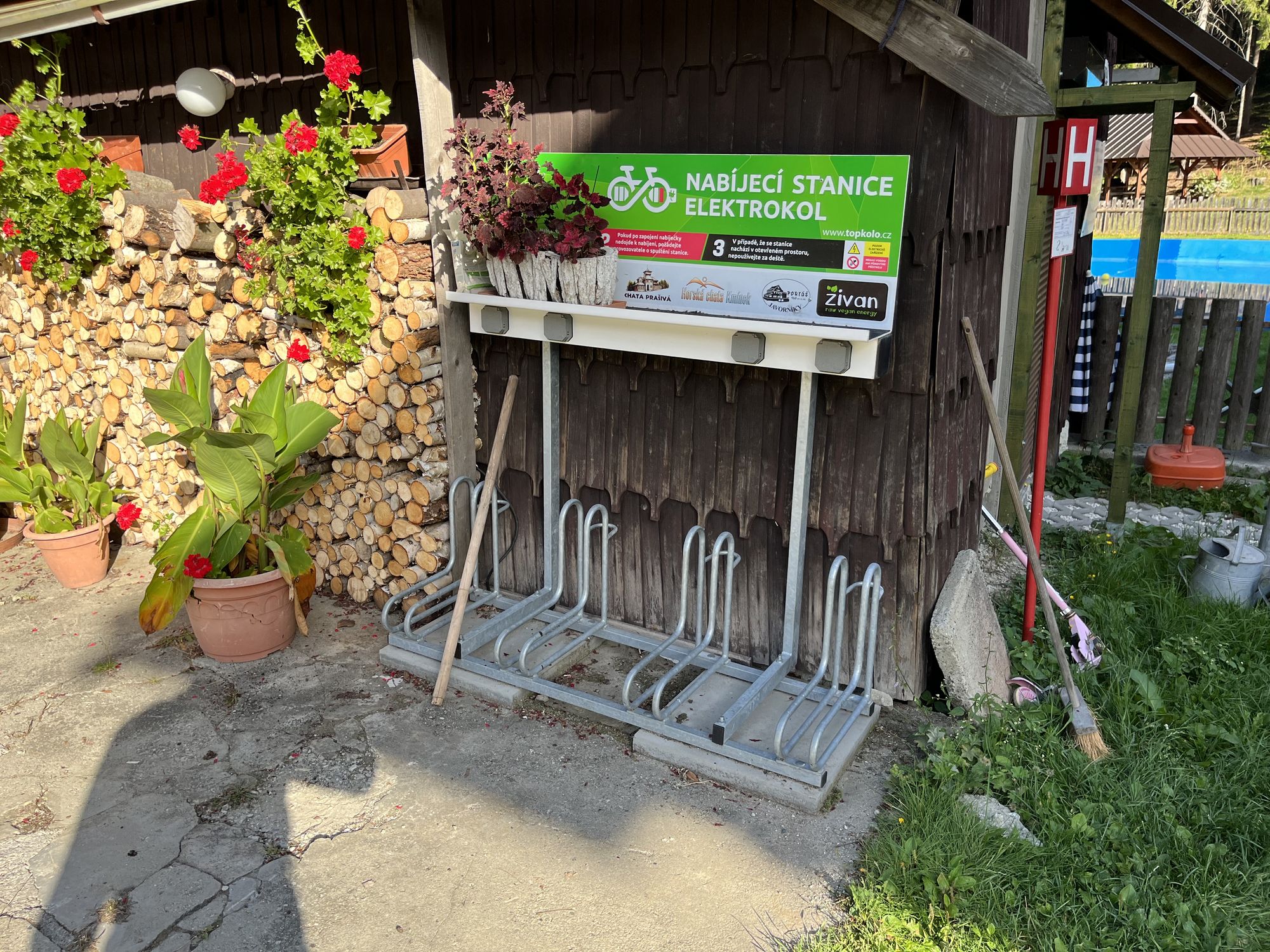 Chata Kmínek - nabíjecí stanice