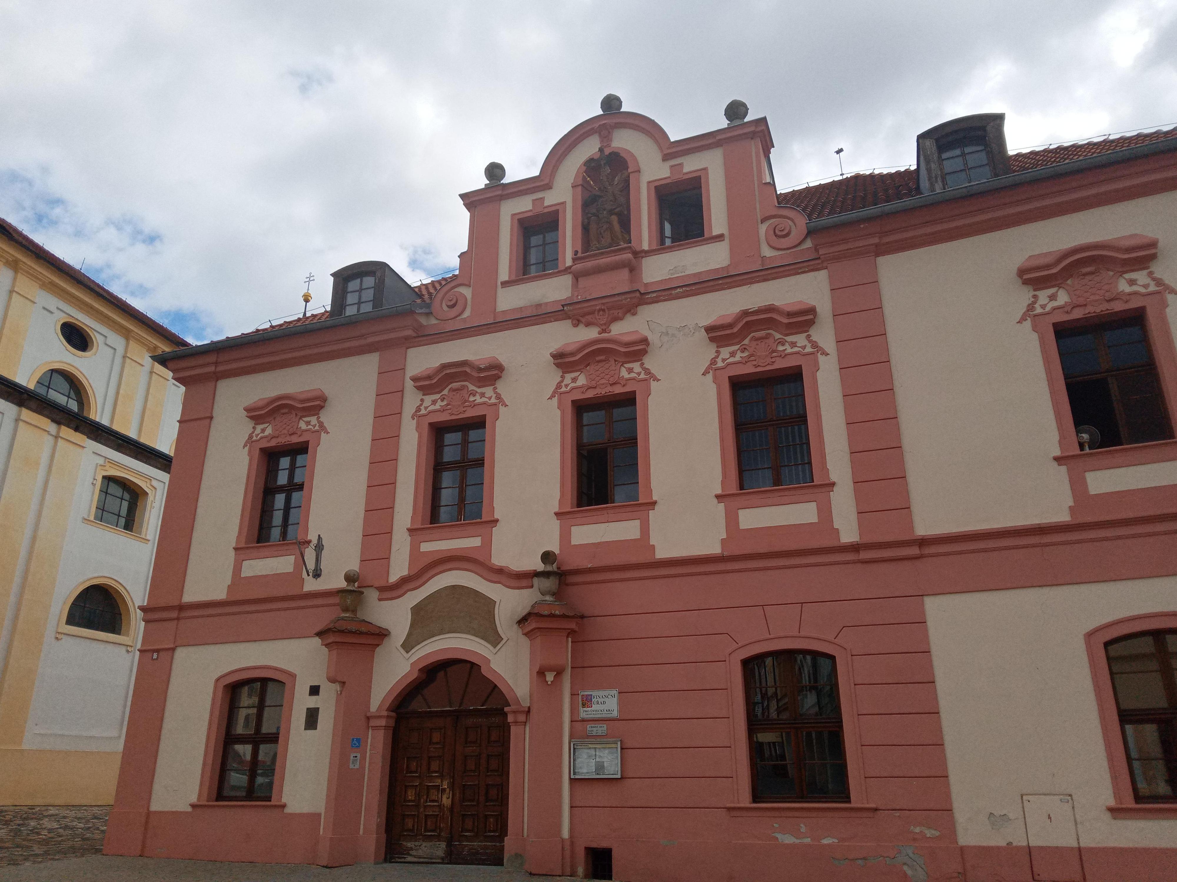 Finanční úřad pro Ústecký kraj - Územní pracoviště v Kadani foto 4