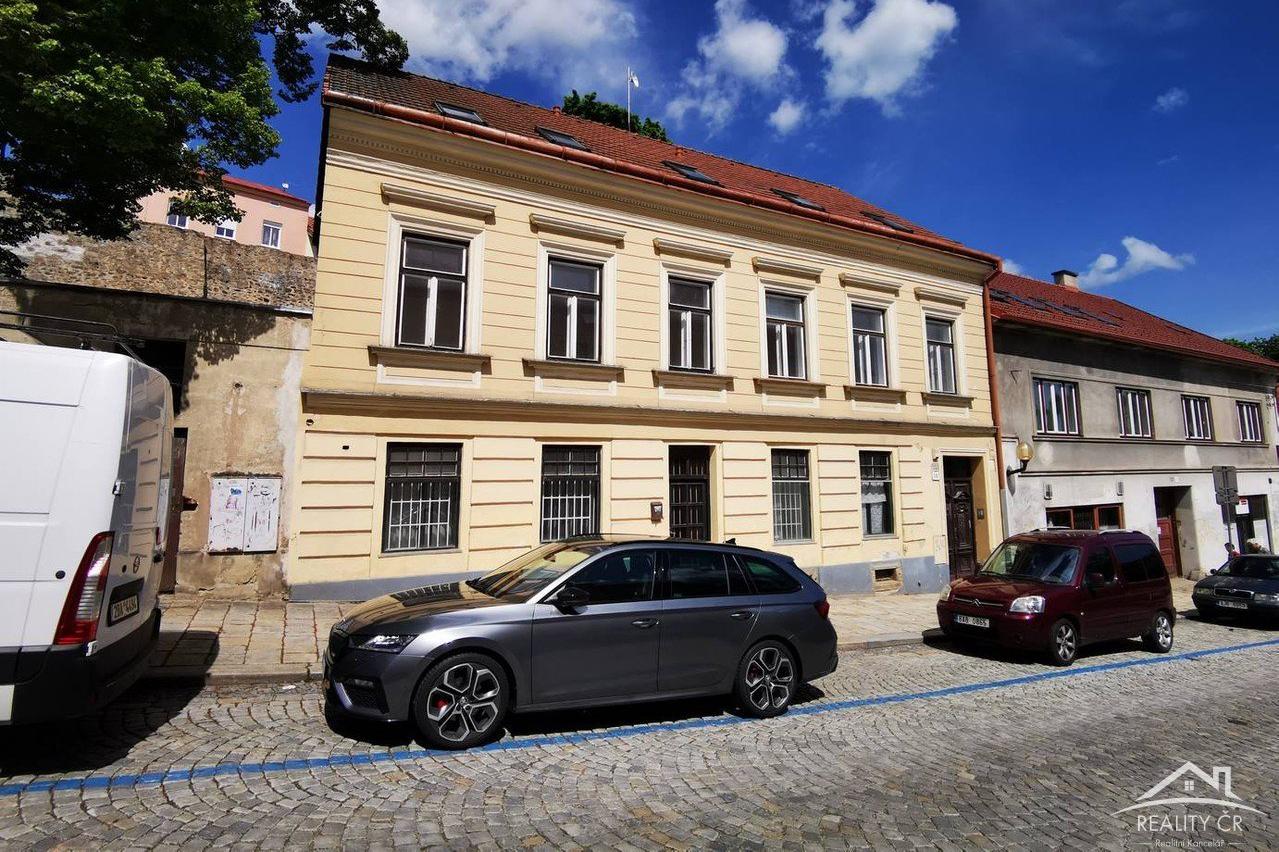 JIHLAVA - prodej domu