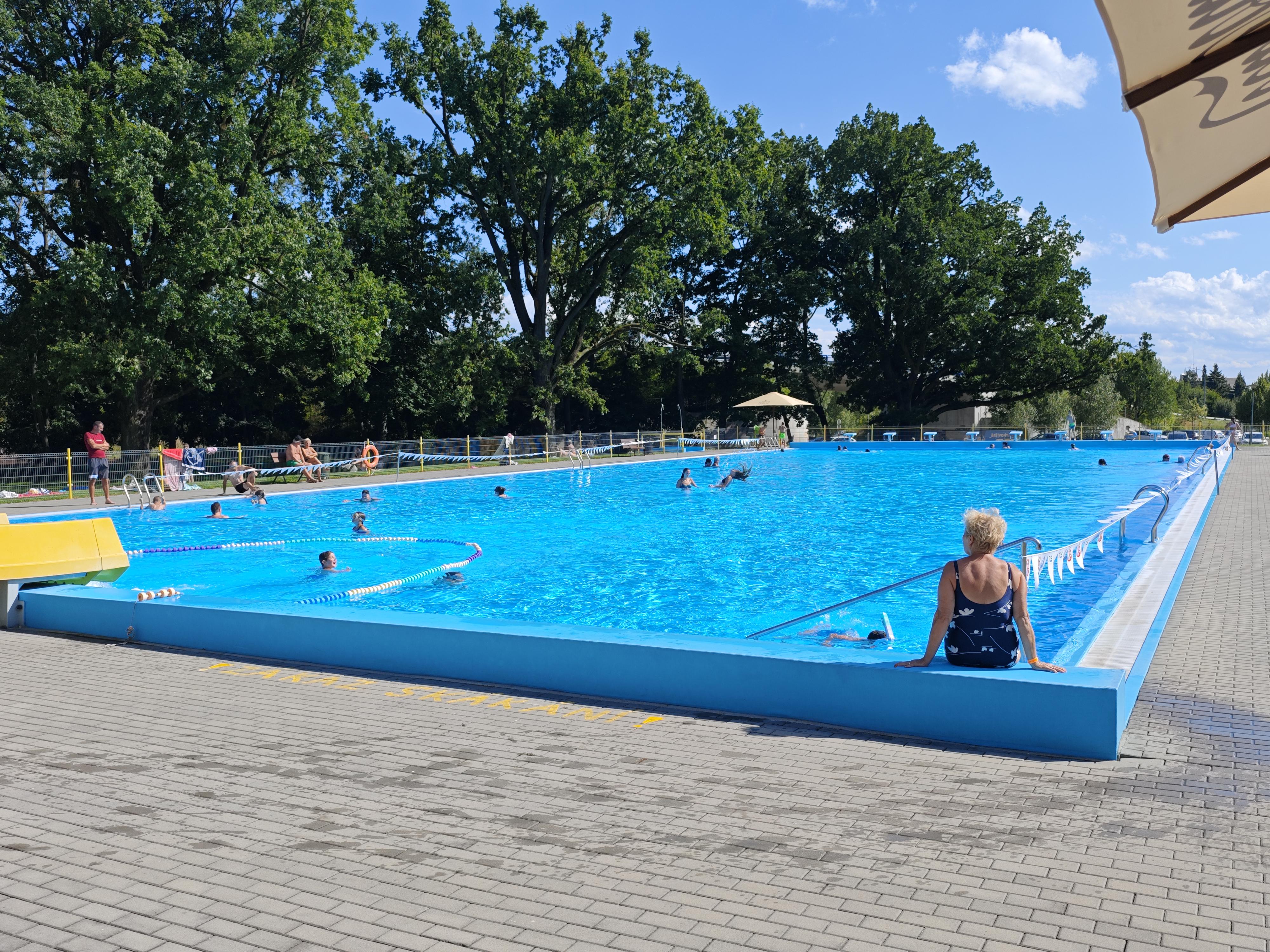 Zámecké koupaliště Holešov foto 5