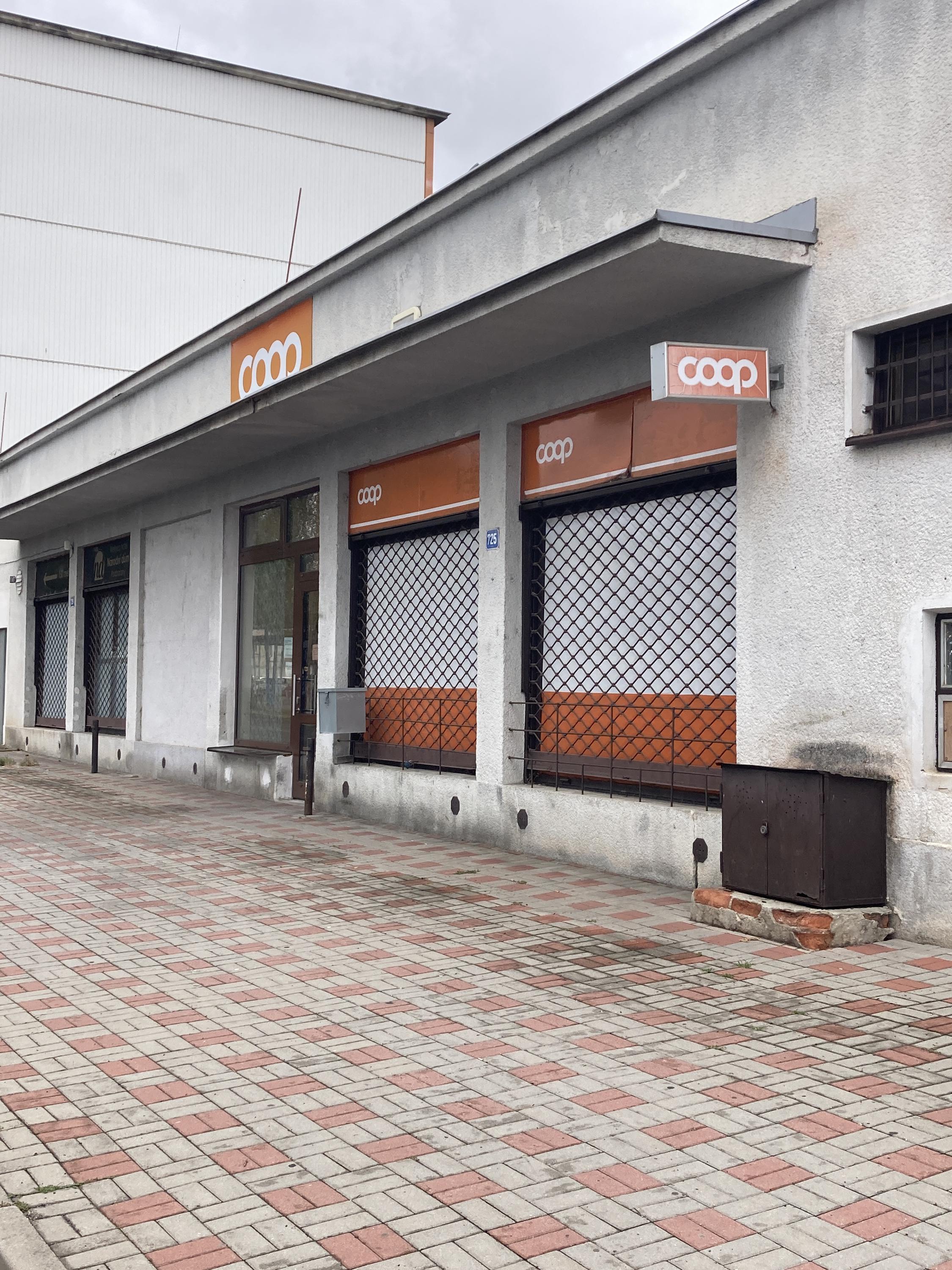 JEDNOTA, spotřební družstvo v Podbořanech - COOP foto 2