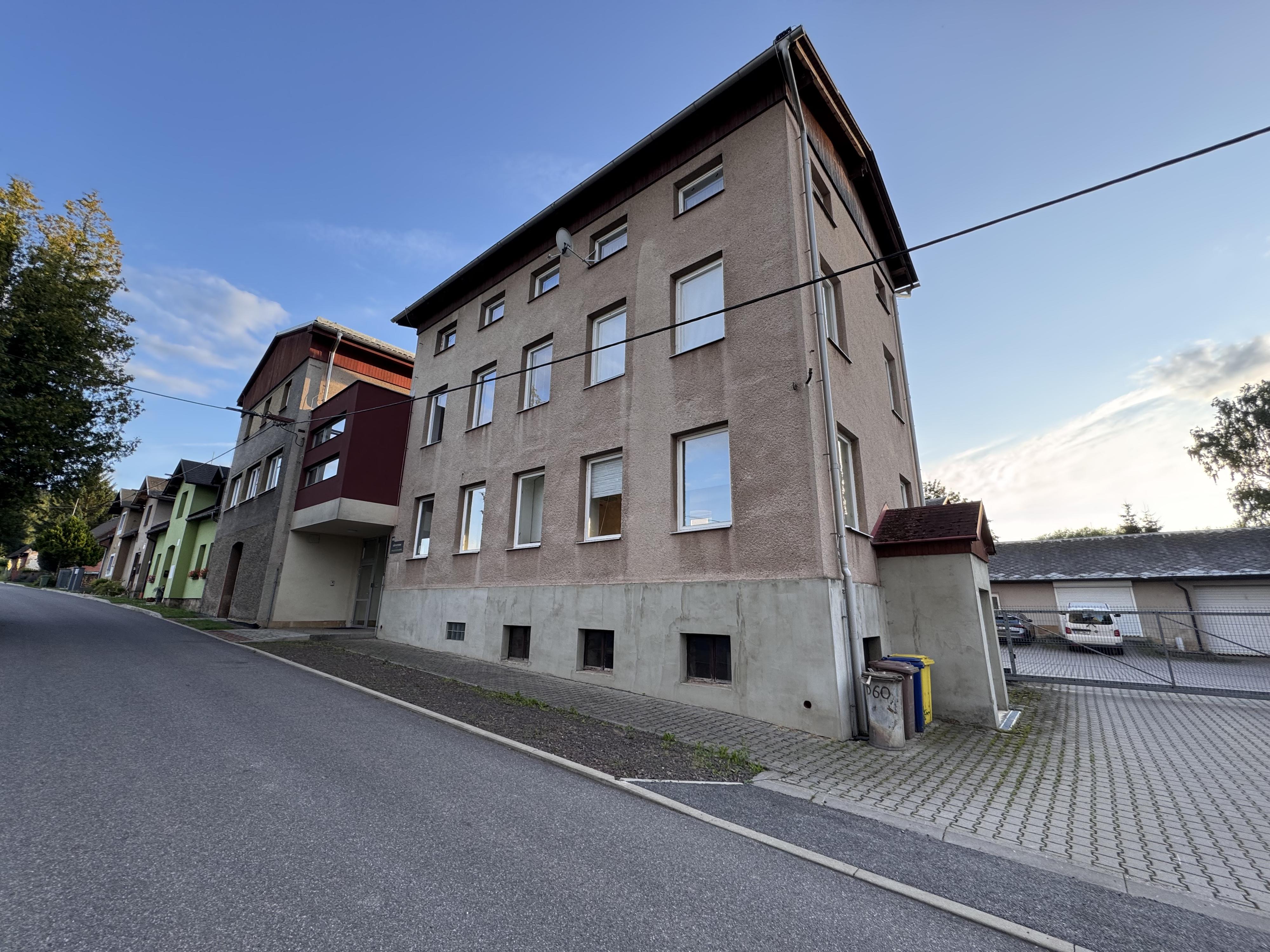 Dřevoterm, s.r.o. – výrobce stínicí techniky PAVON foto 2