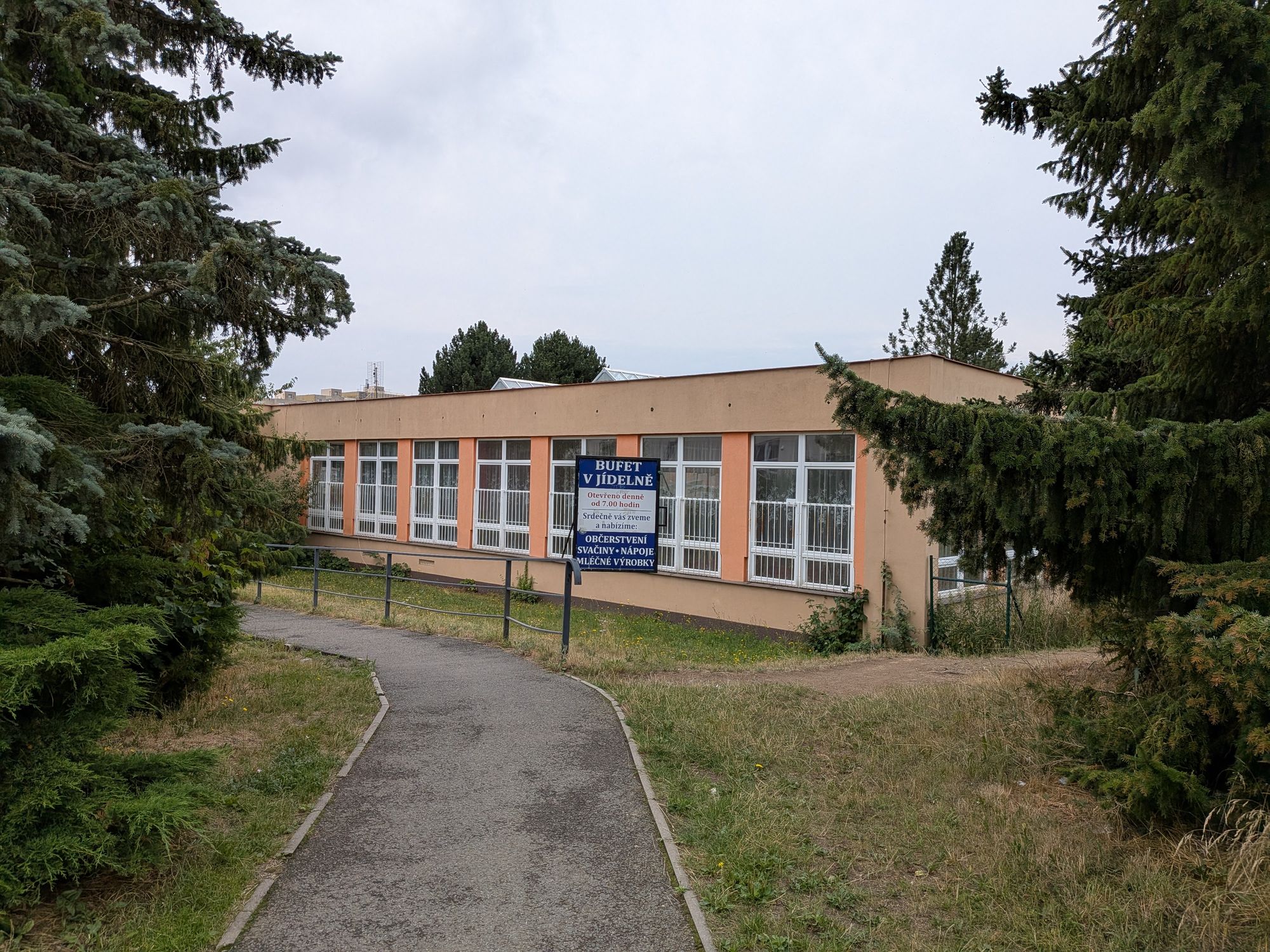 Školní jídelna Příbram VIII foto 3