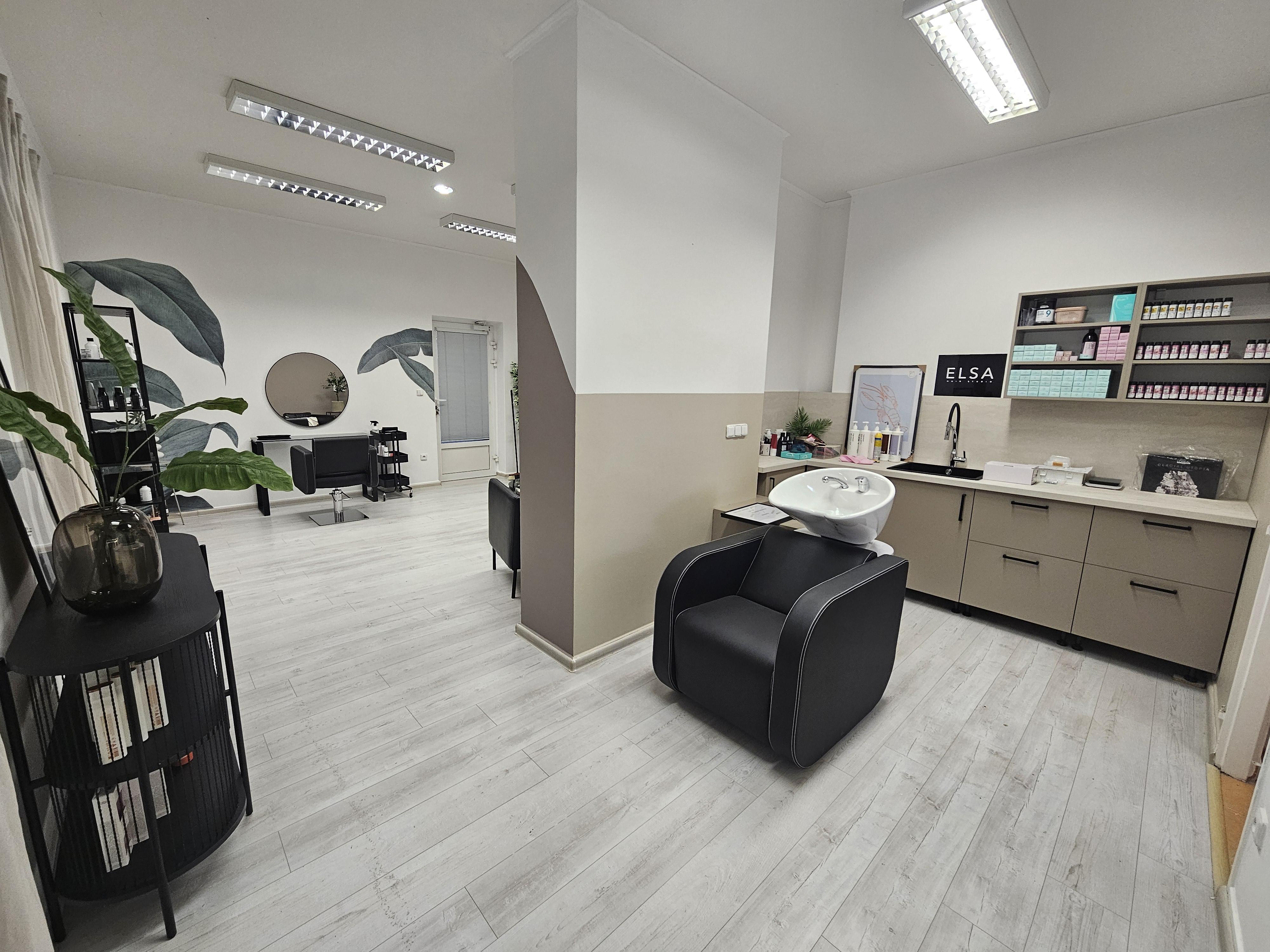 Elsa Hair Studio foto 1
