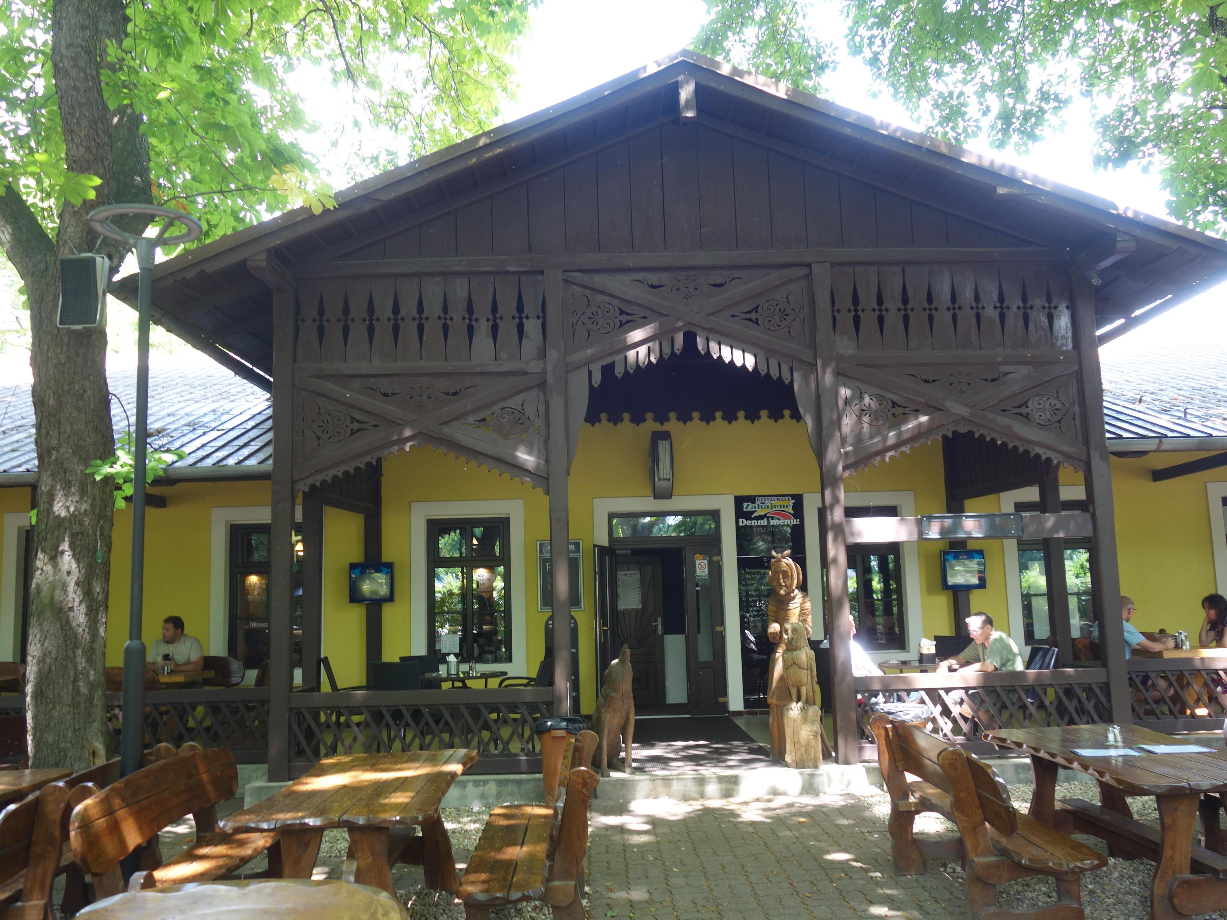Restaurace Zahájené foto 2