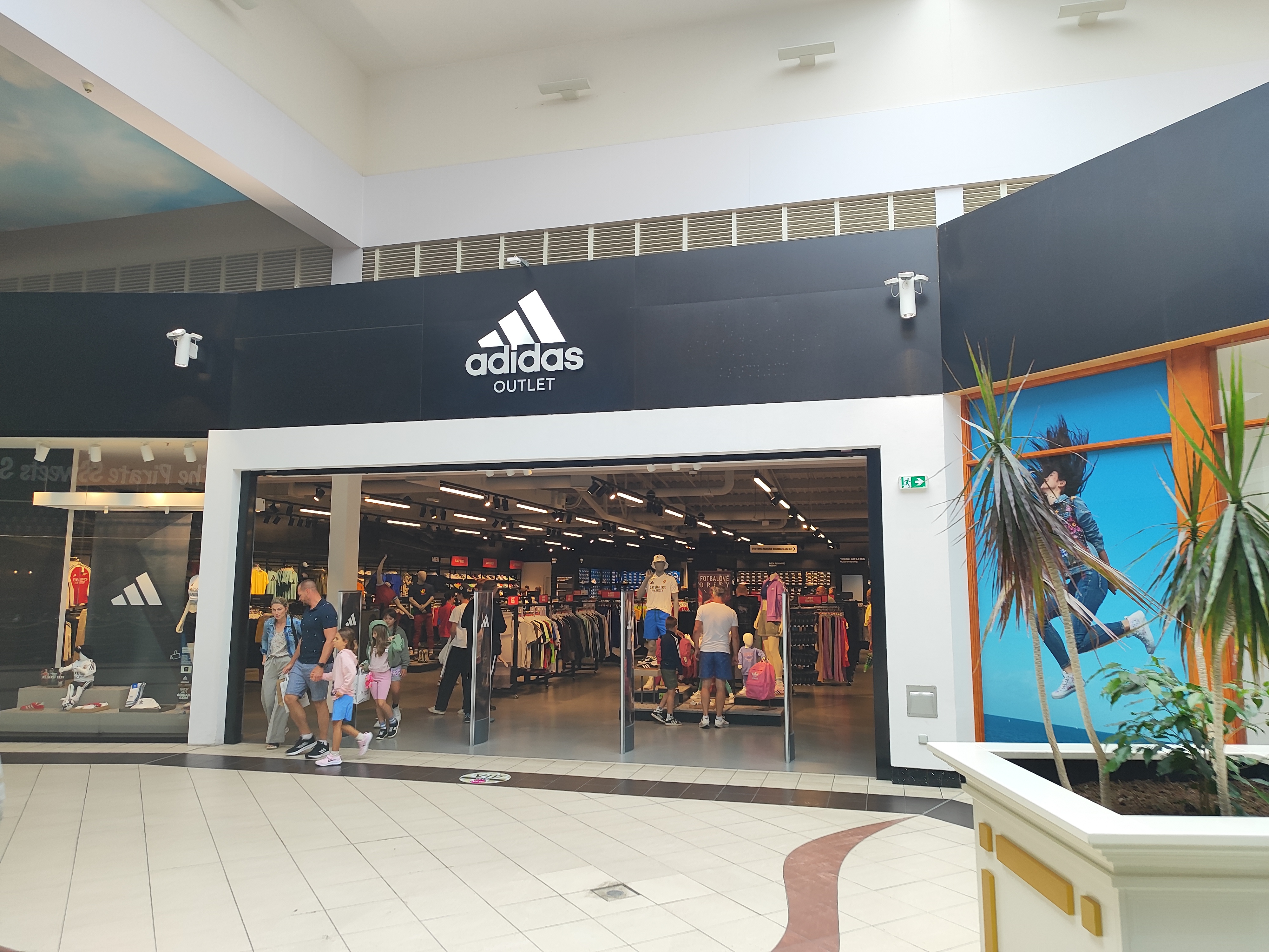 adidas ČR, s.r.o. foto 2