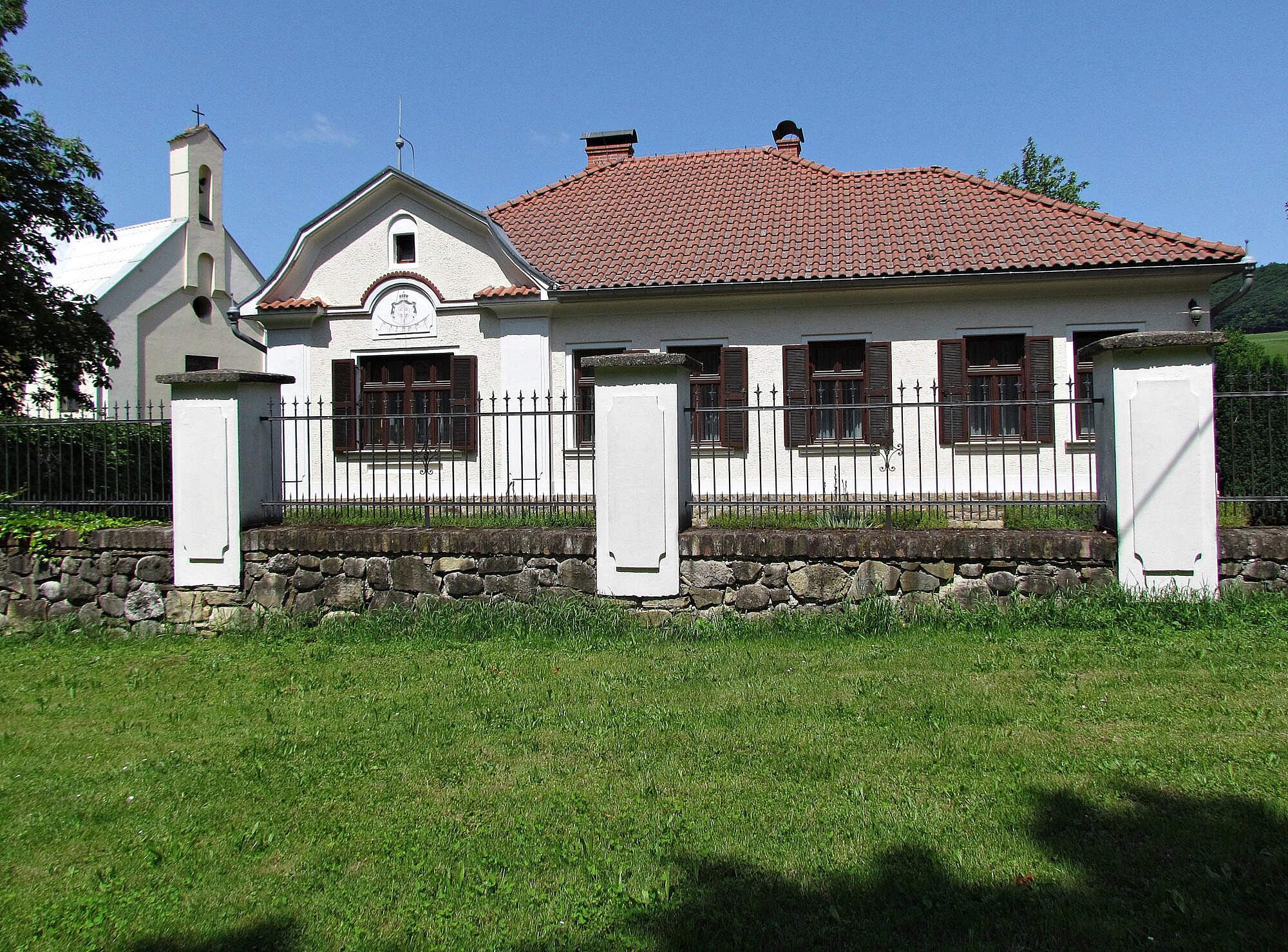 Římskokatolická farnost Hoštice u Zdounek