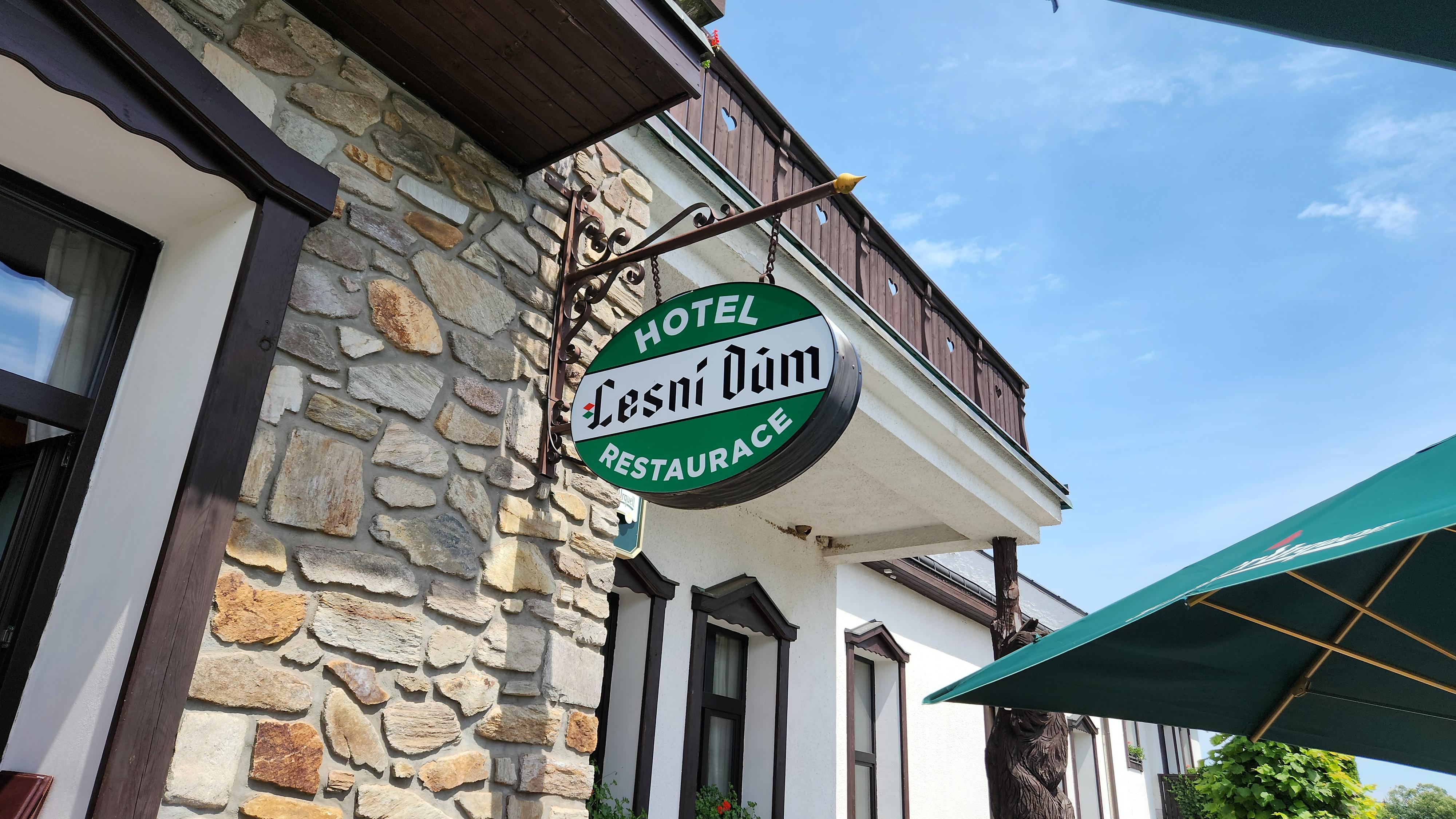 Restaurace Lesní dům foto 6