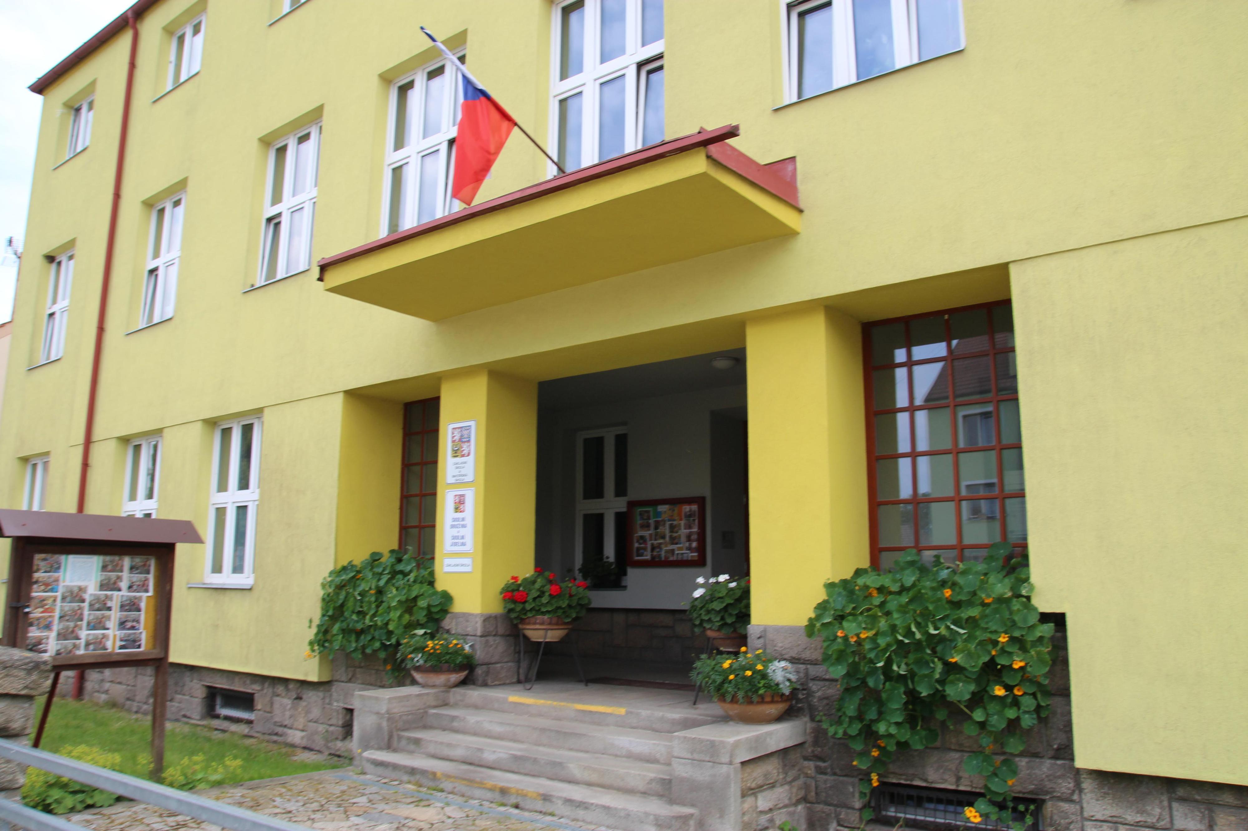 ZUŠ F. Pišingera, Benešov nad Černou