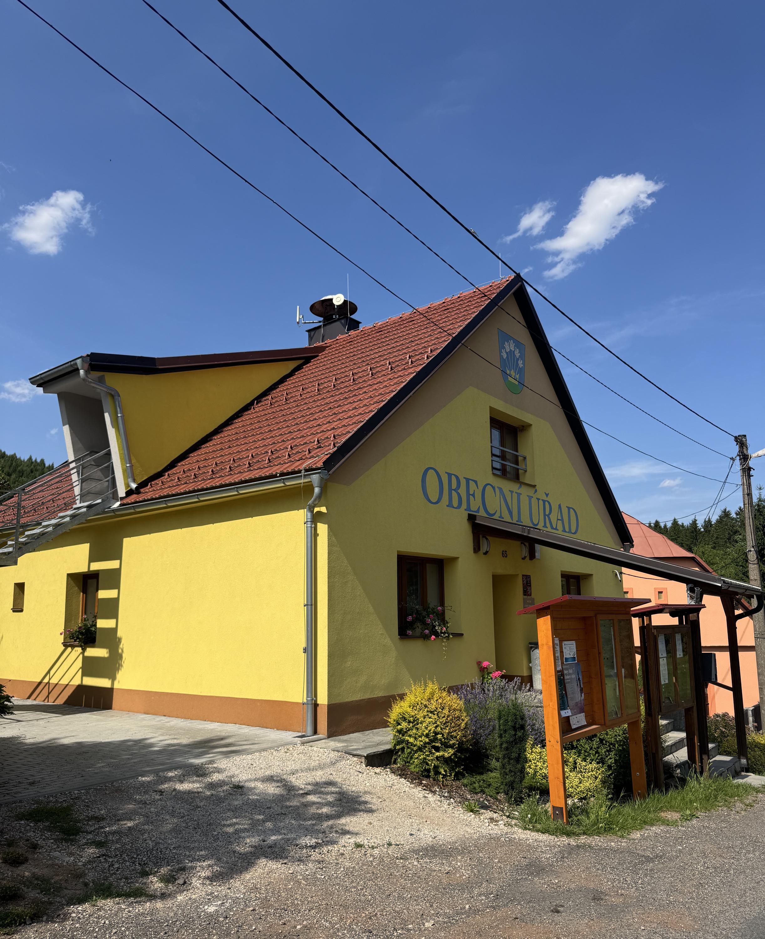 Vyškovec - obecní úřad foto 3