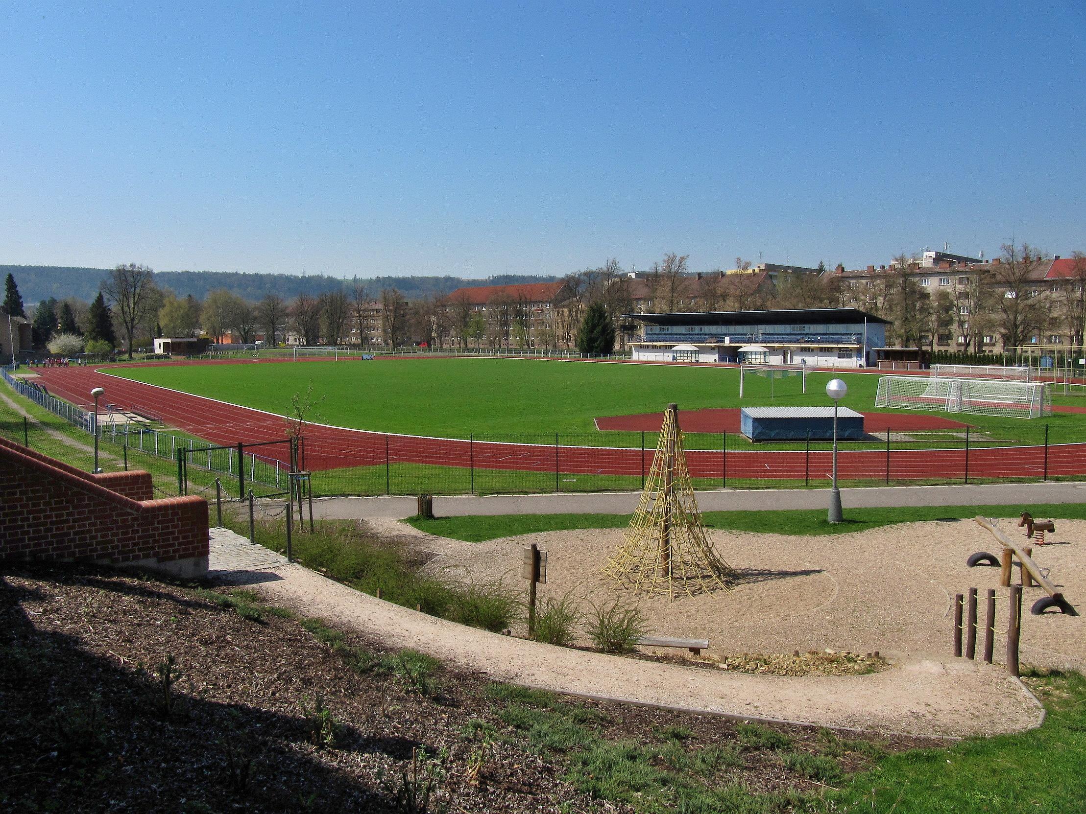 Letní stadion Dvůr Králové nad Labem foto 5