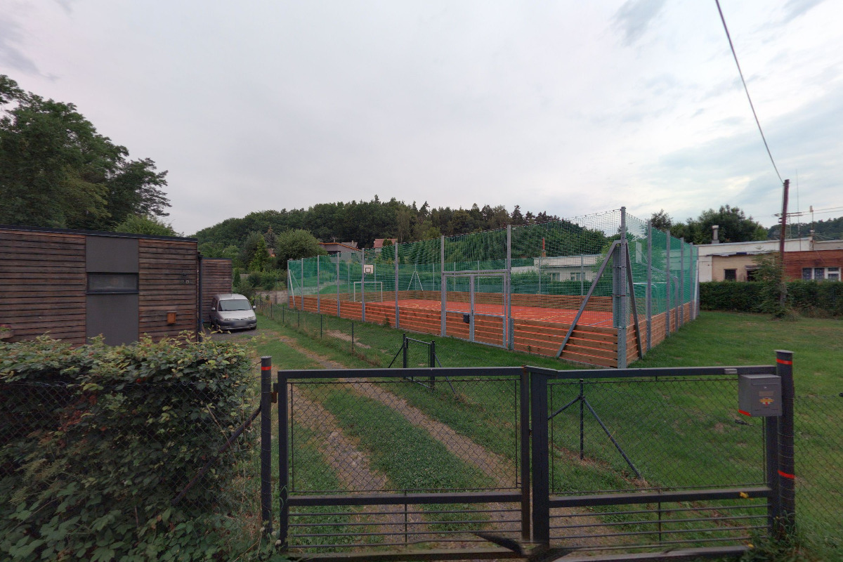 Sportovní hřiště Radostín