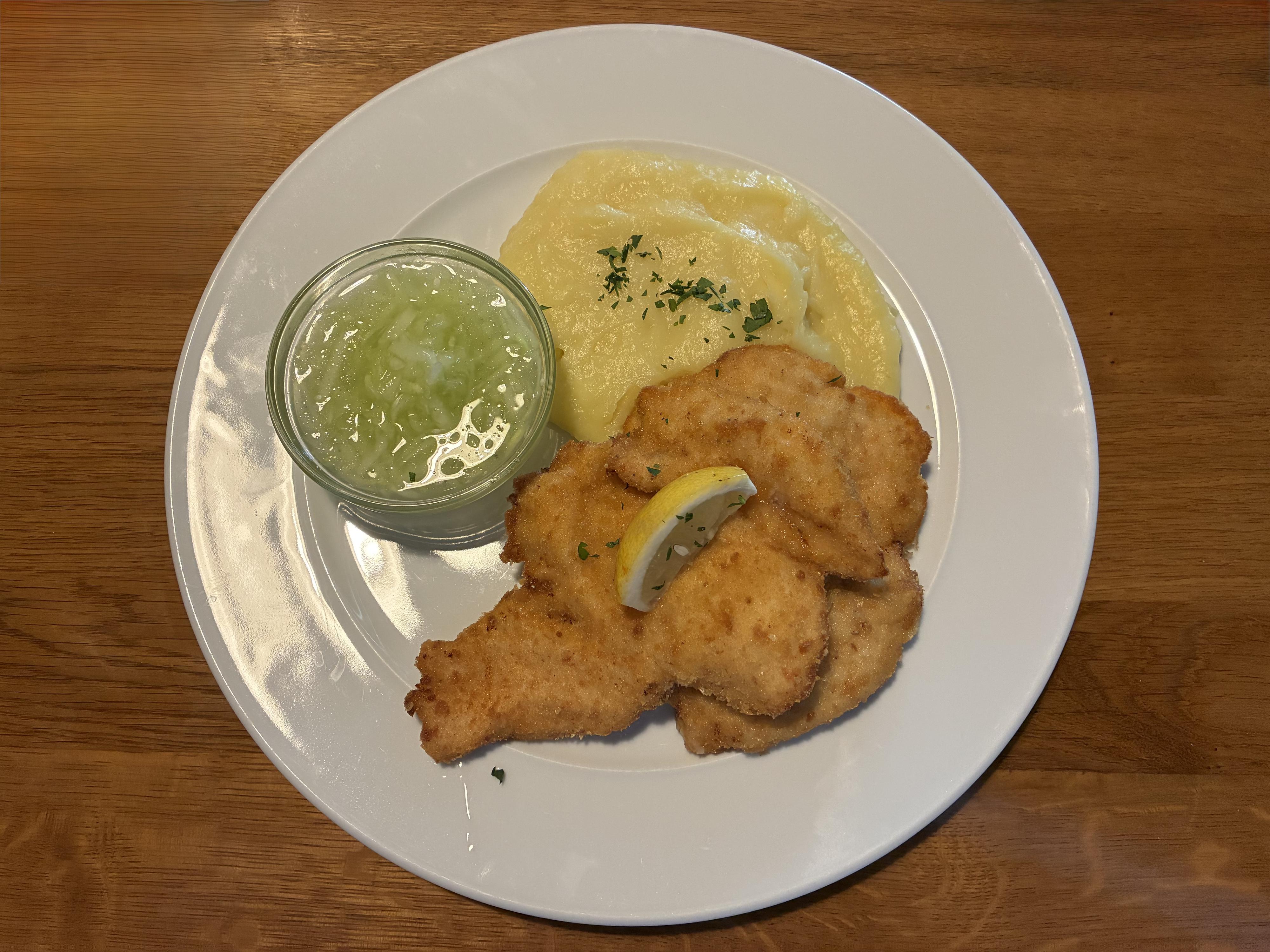 Restaurace penzionu Rondo foto 3