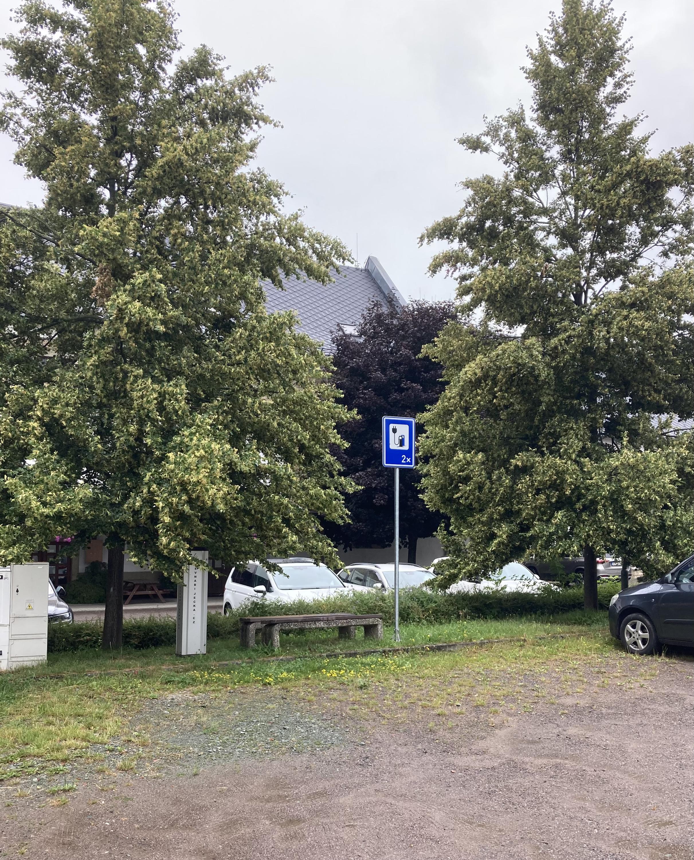 Nabíjecí stanice pro elektromobily - EVnabíječka foto 3