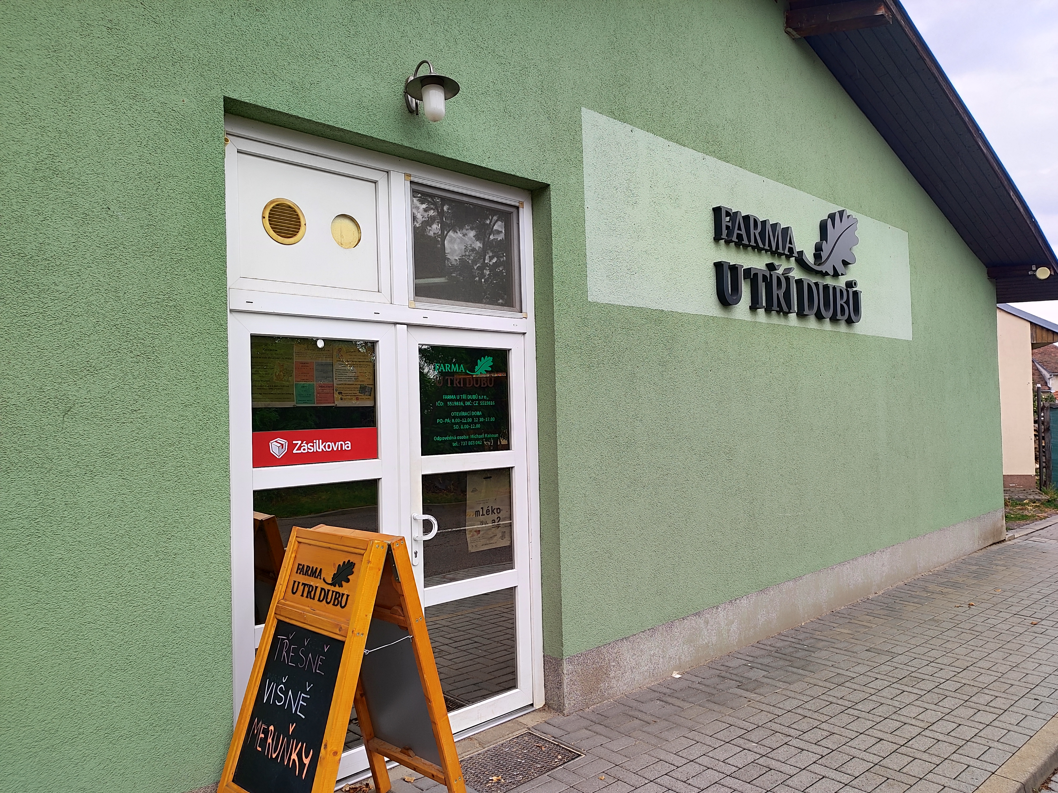 FARMA U TŘÍ DUBŮ, s.r.o.