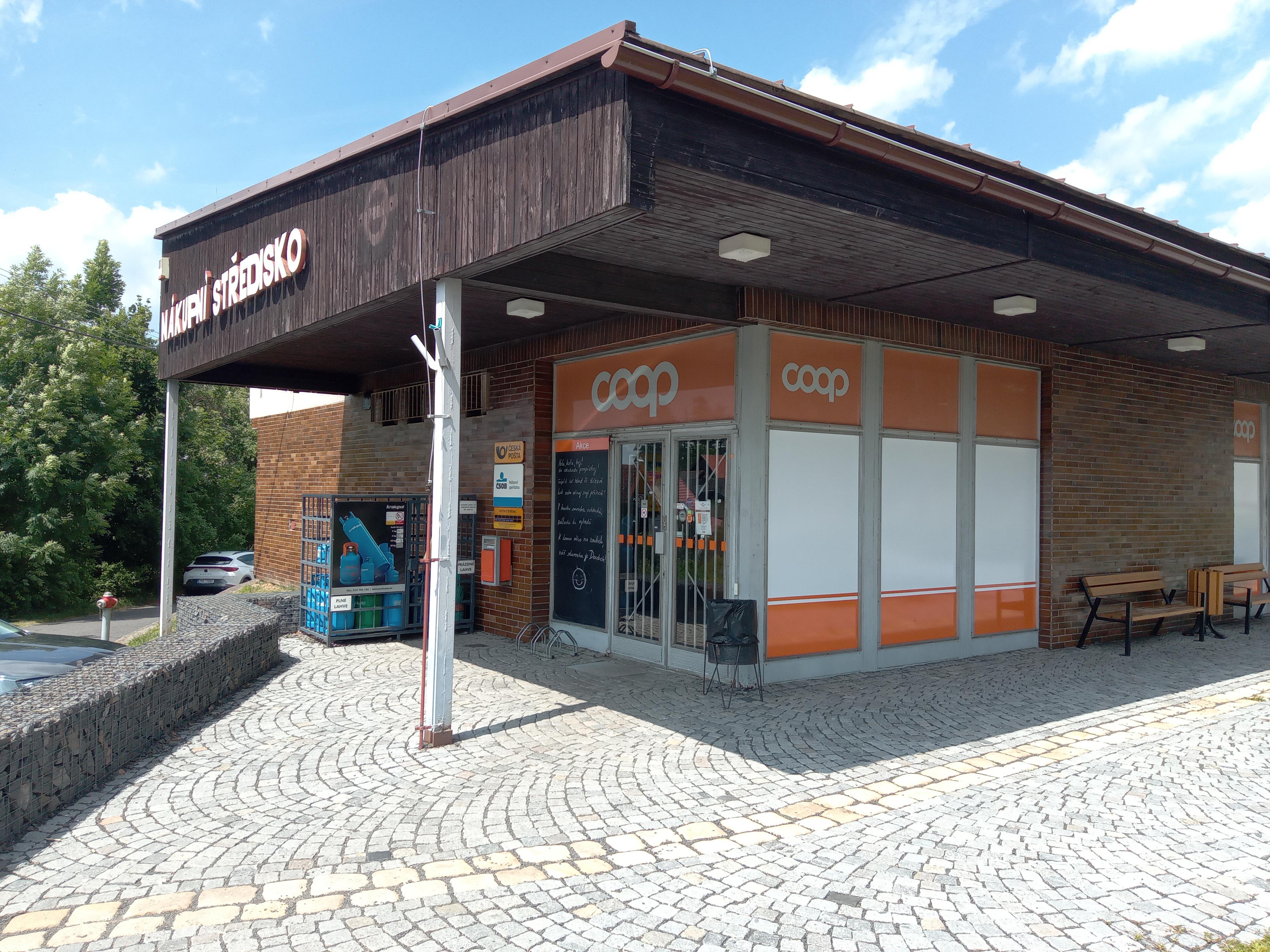 COOP Dvůr Králové n. L., družstvo foto 3