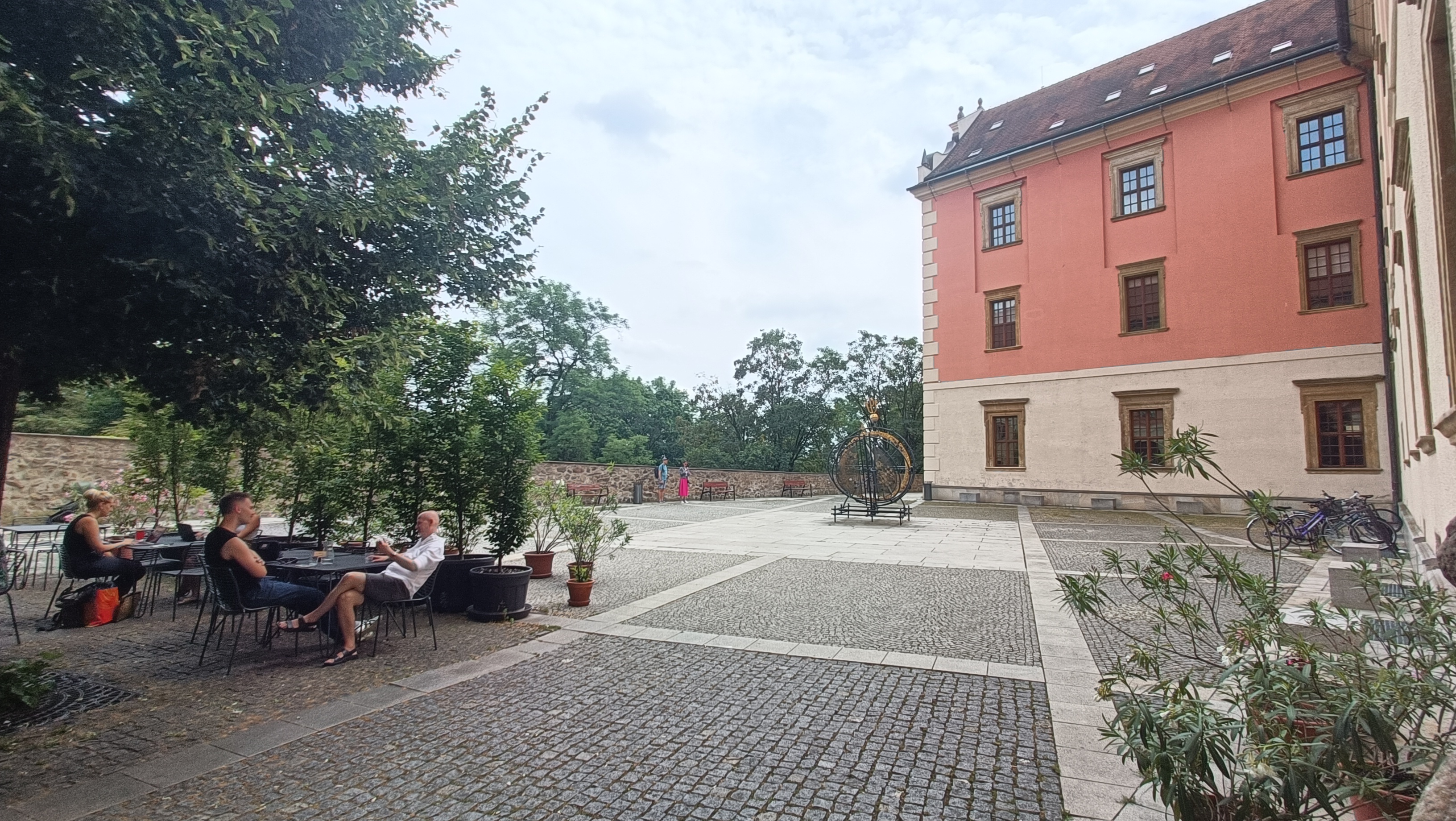 Univerzita Palackého v Olomouci - Katedra výtvarné výchovy Pedagogické fakulty foto 1
