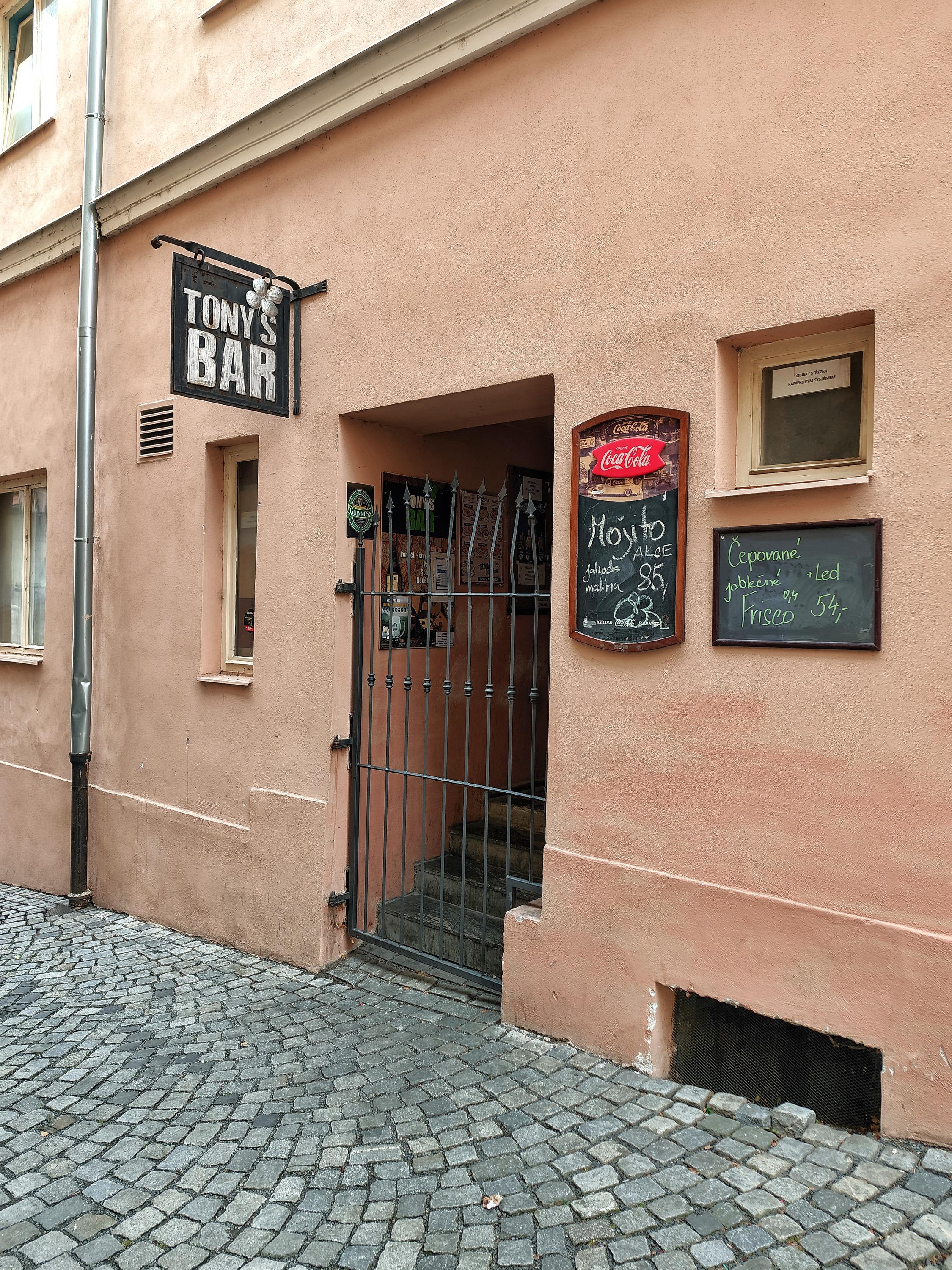 Tony's bar foto 3