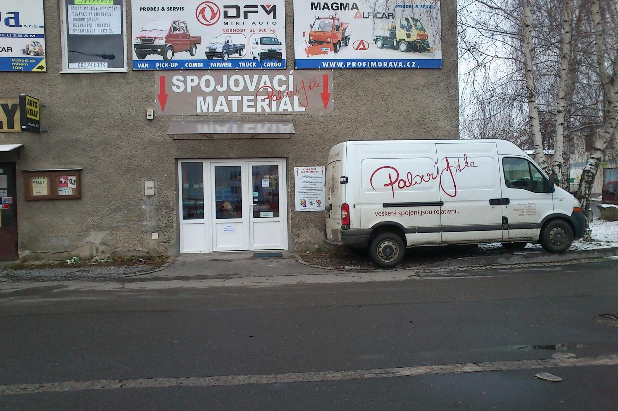 Spojovací materiál Jitka Pálová