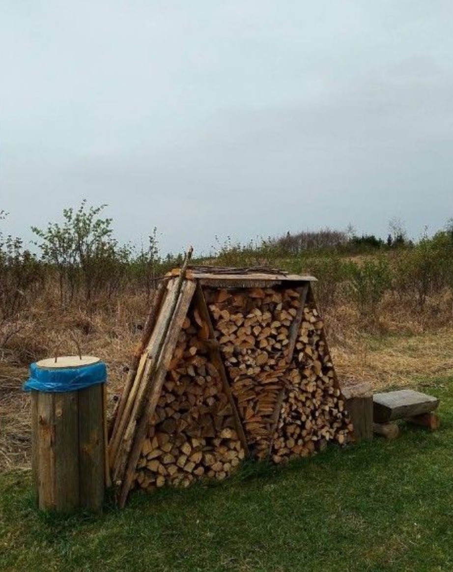 Teepee na louce foto 4