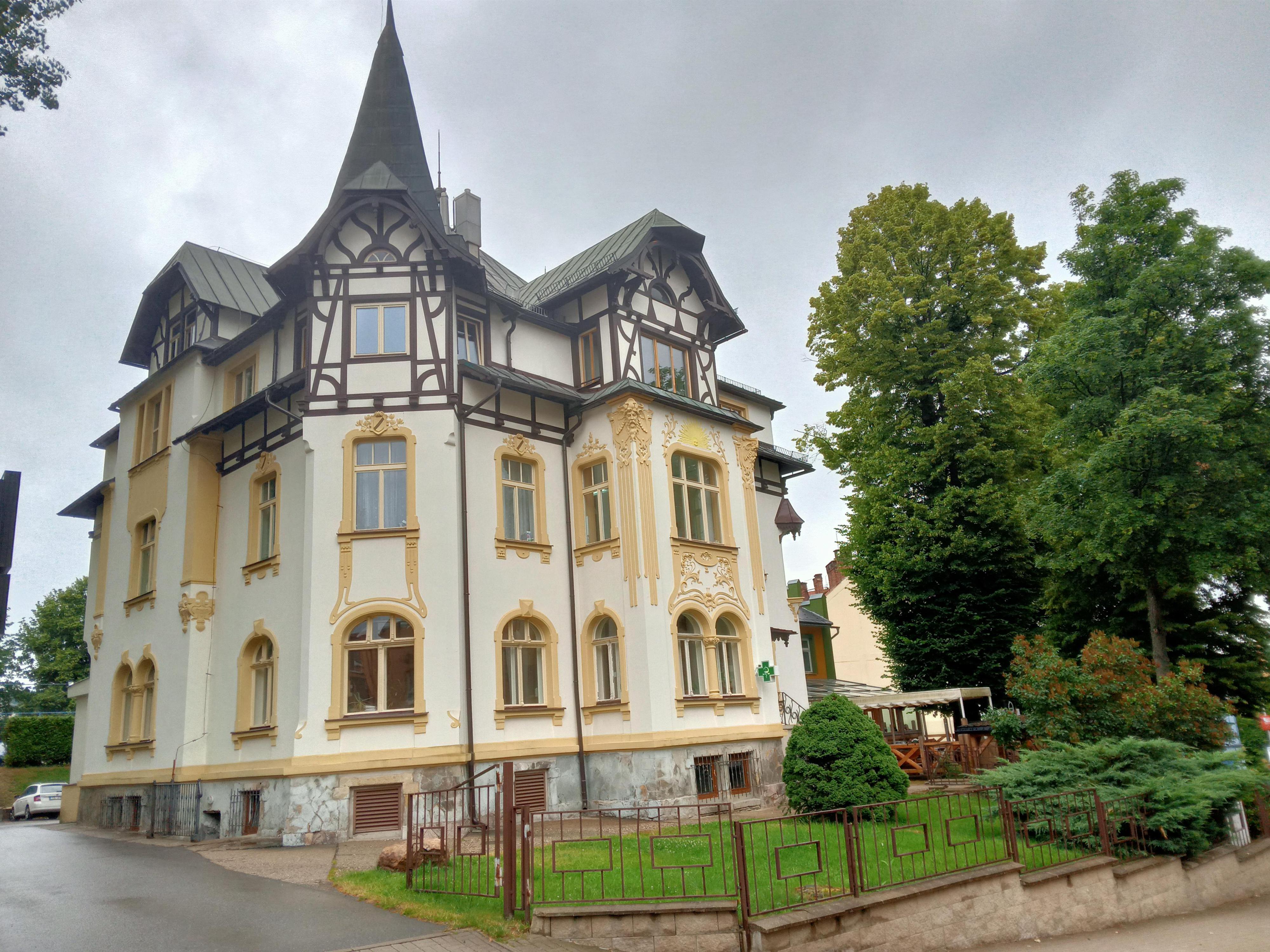 Lékárna U Spasitele foto 2