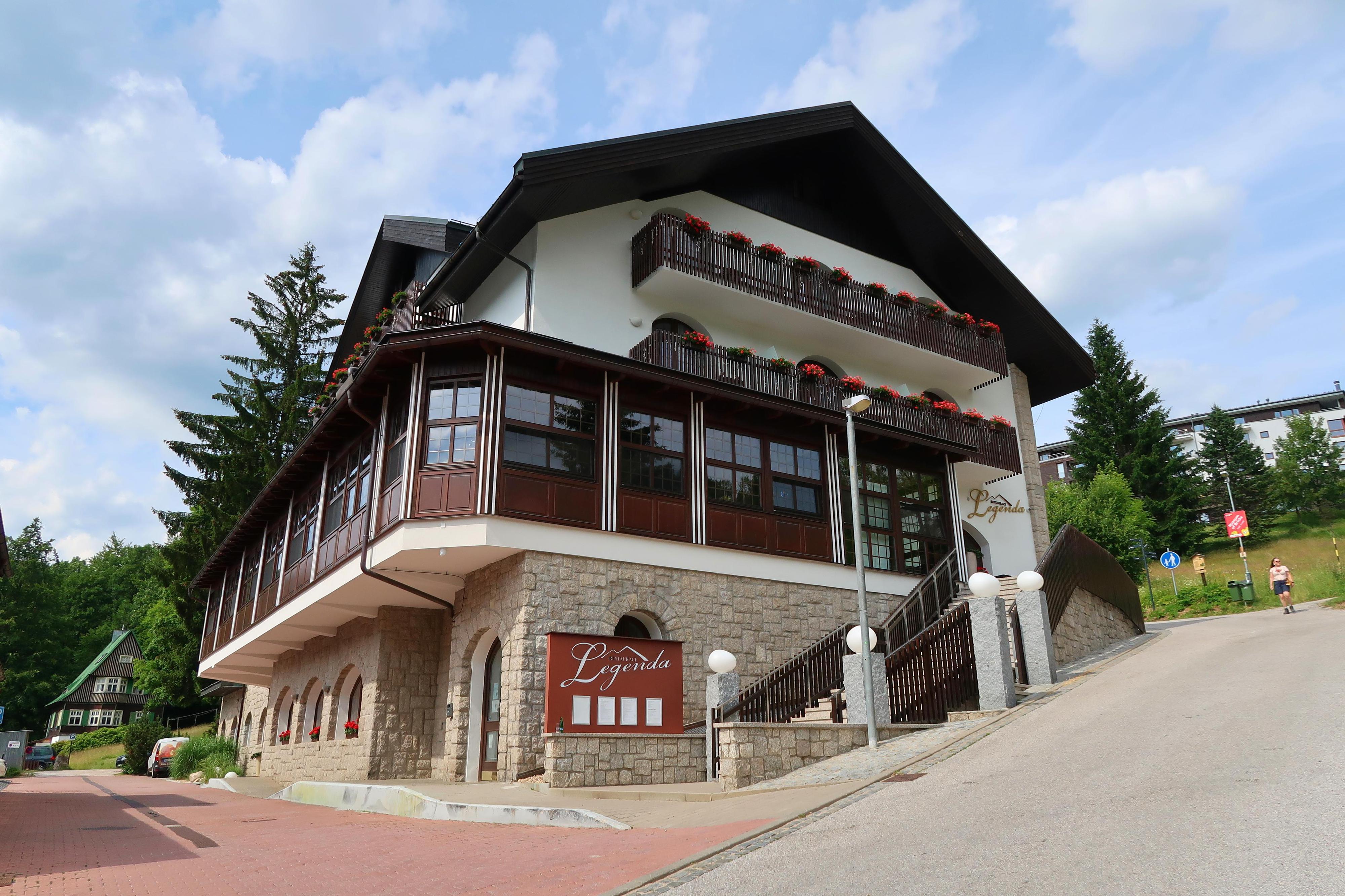 Restaurace LEGENDA by Windsor foto 4